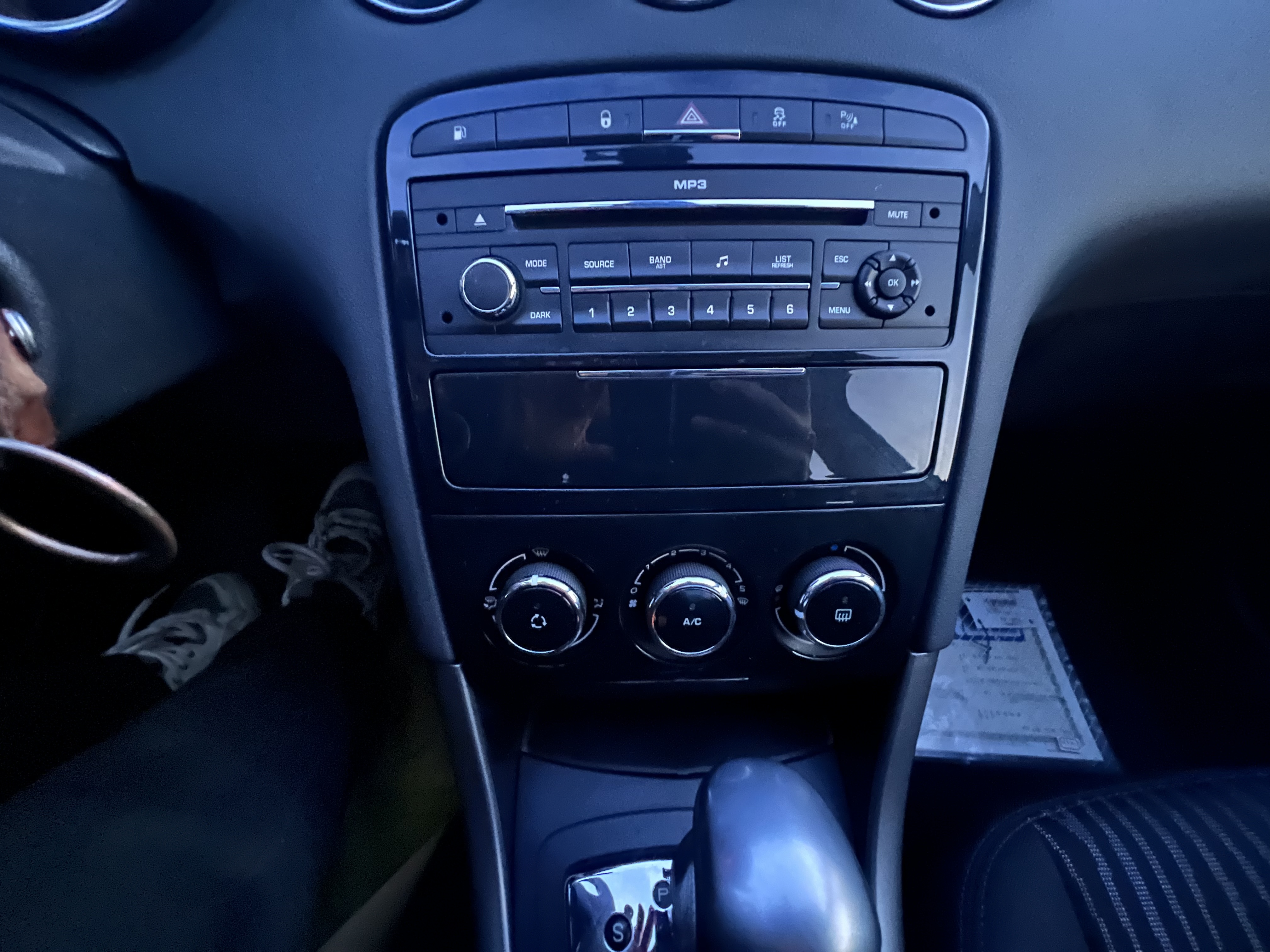 Peugeot 408 2014 #16 Peugeot 408 2014 car image #16