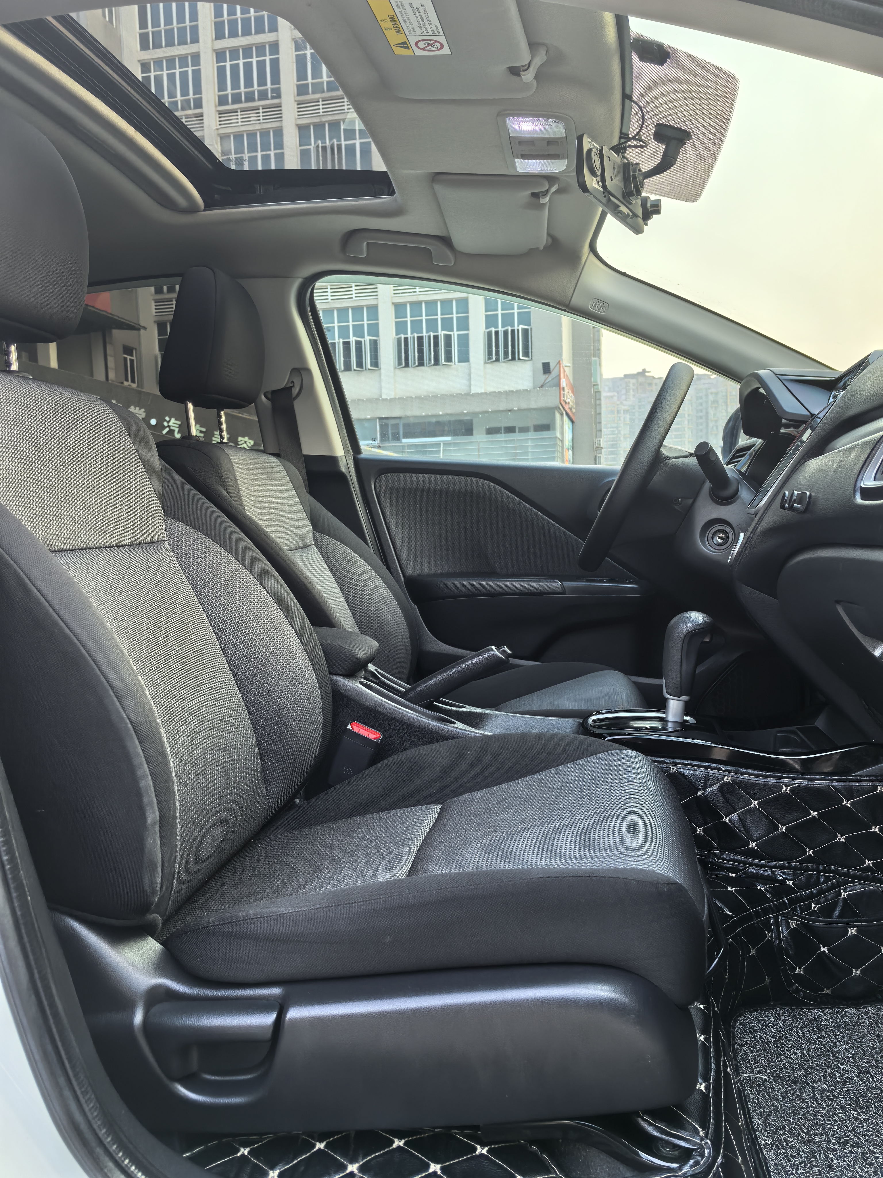 Honda Gienia 2018 car image #16