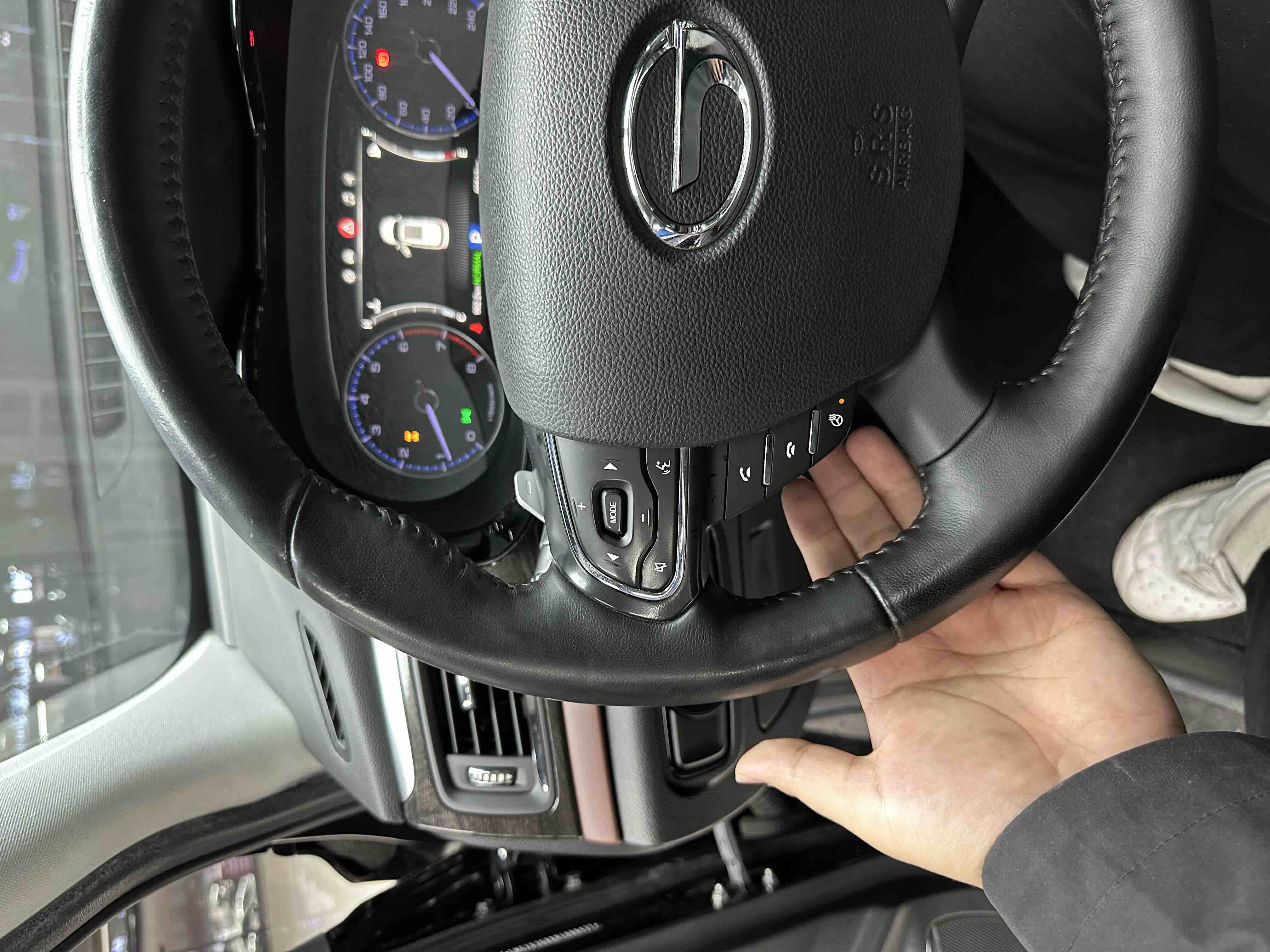 GAC Trumpchi GS8 2017 car image #16