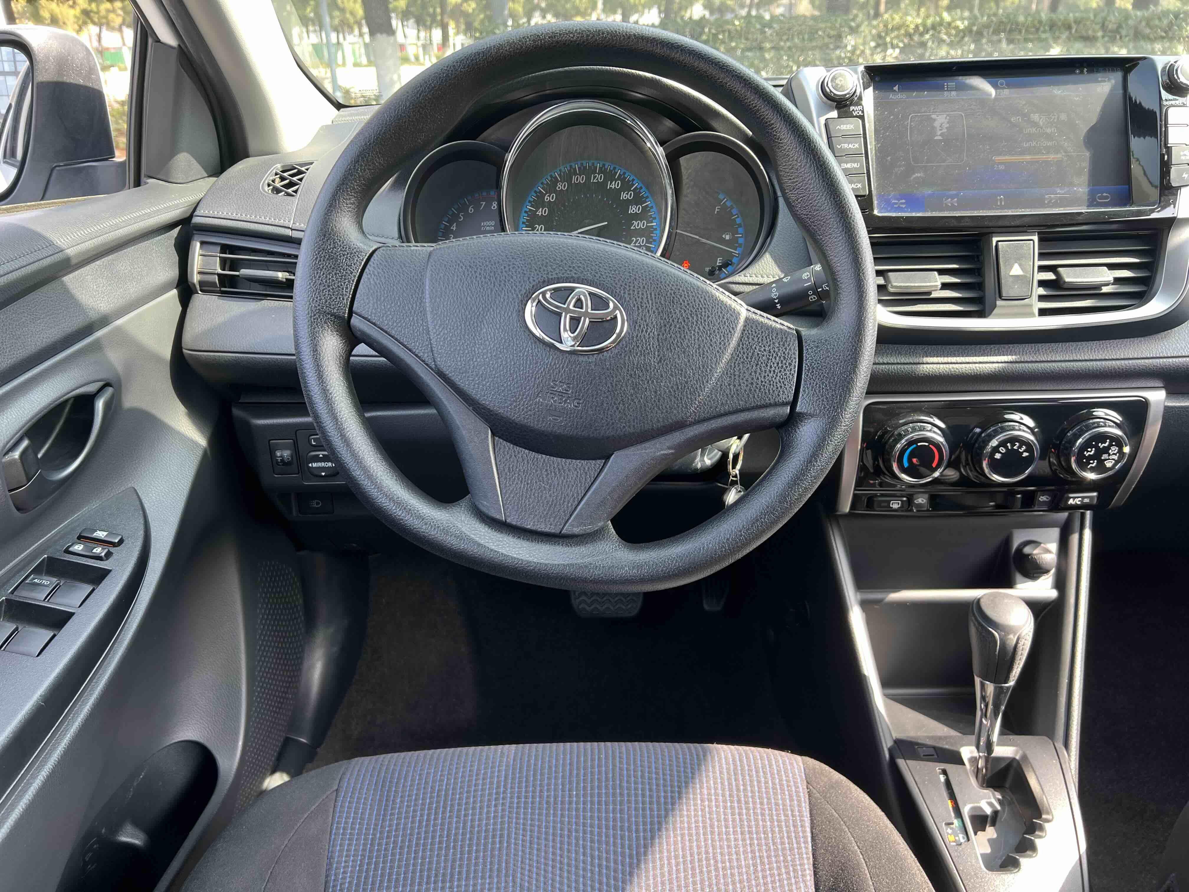 Yaris L Zhixuan 2017 car image #16