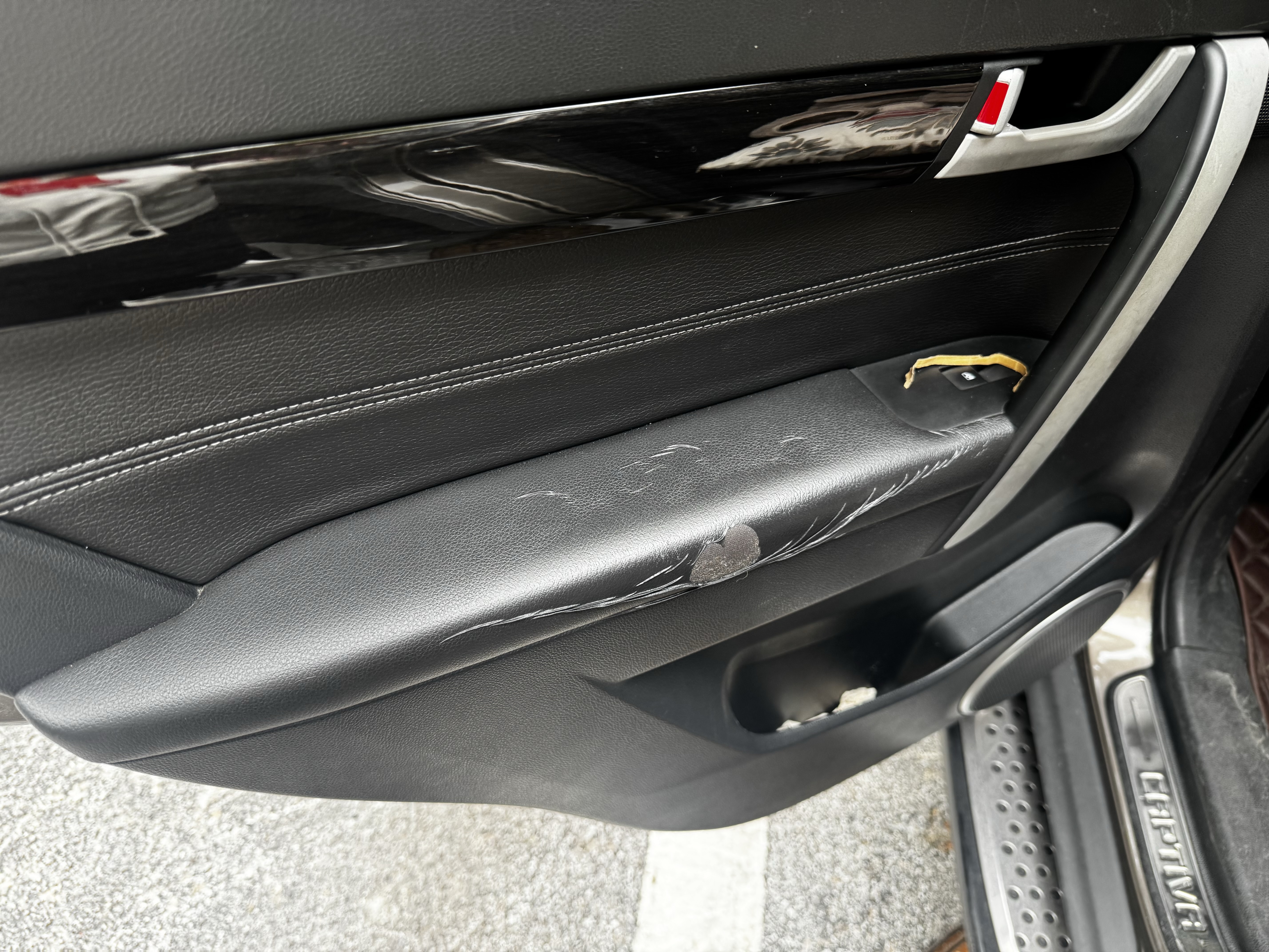 Chevrolet Captiva 2016 car image #16