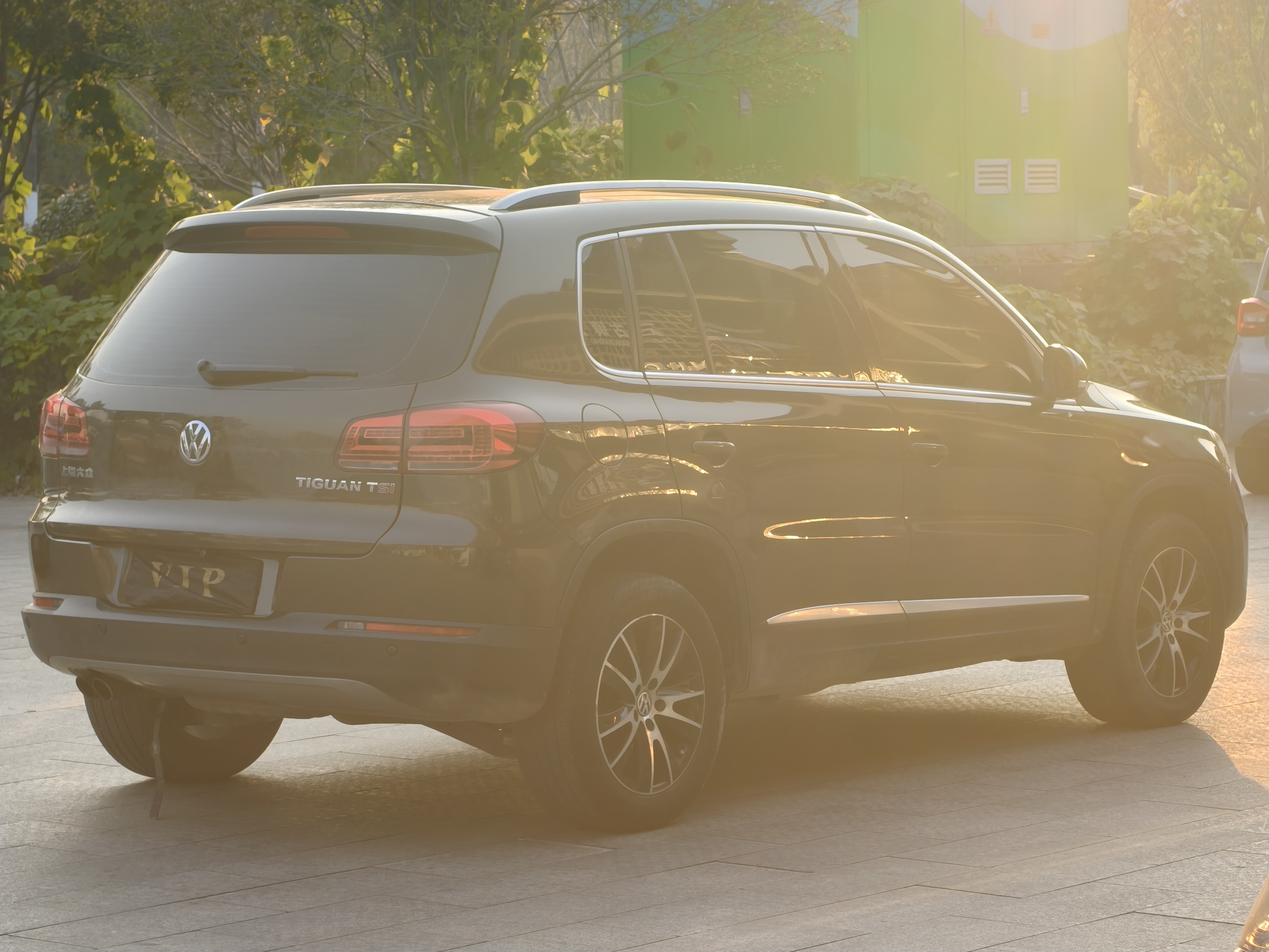 Volkswagen Tiguan 2014 car image #16