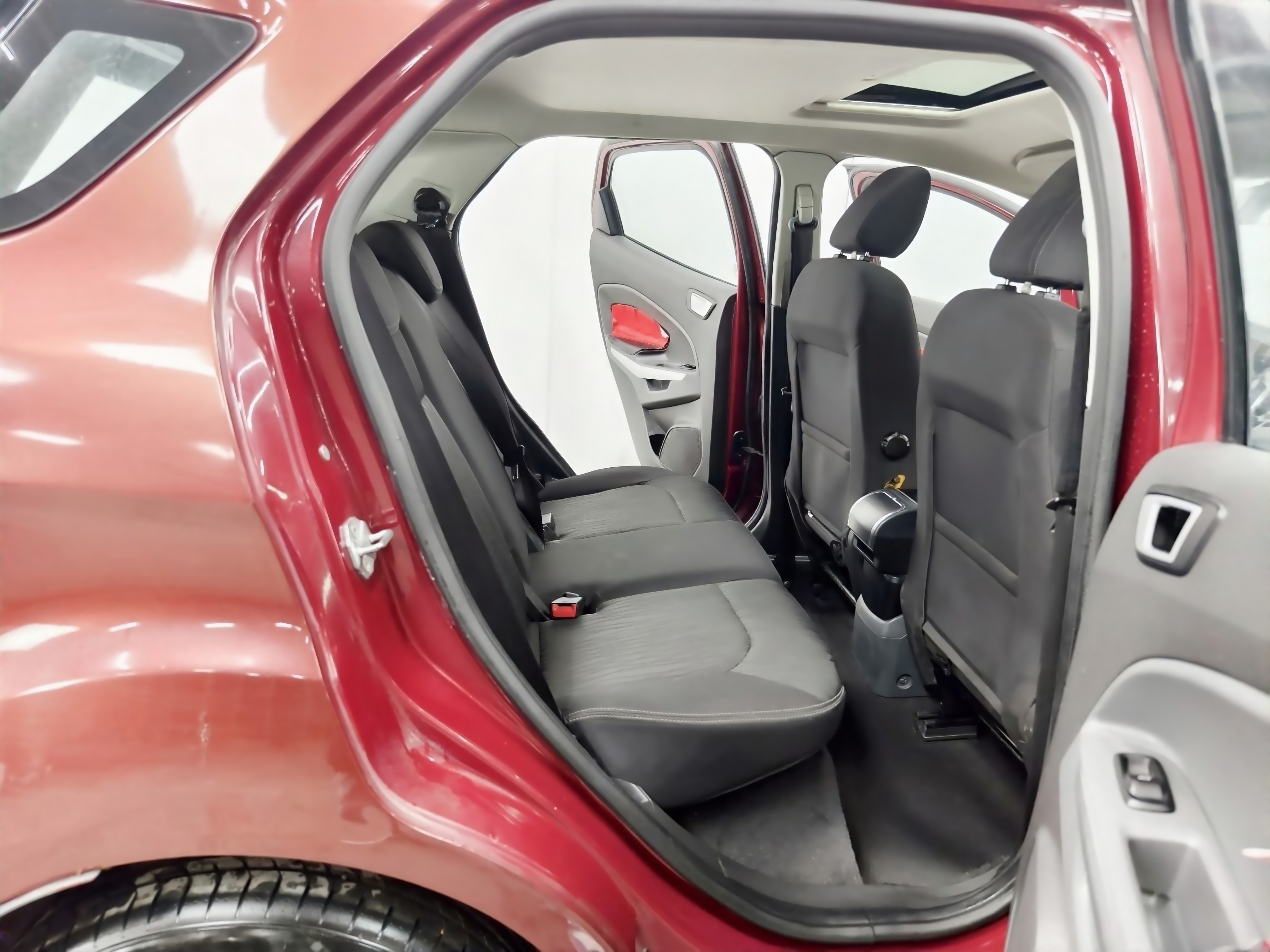 Ford EcoSport 2014 immagine di auto #16