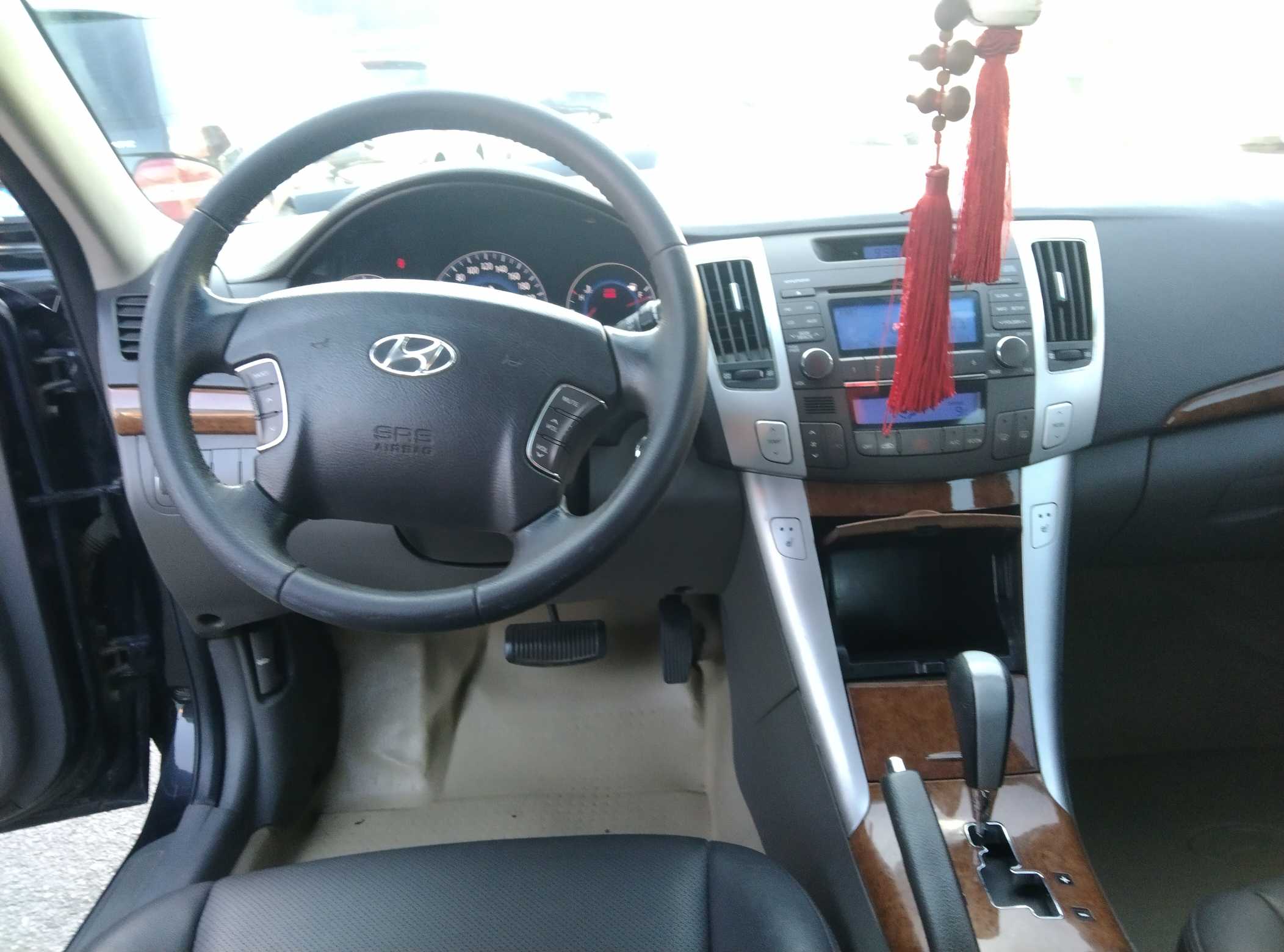 Hyundai Sonata NFC 2012 car image #16