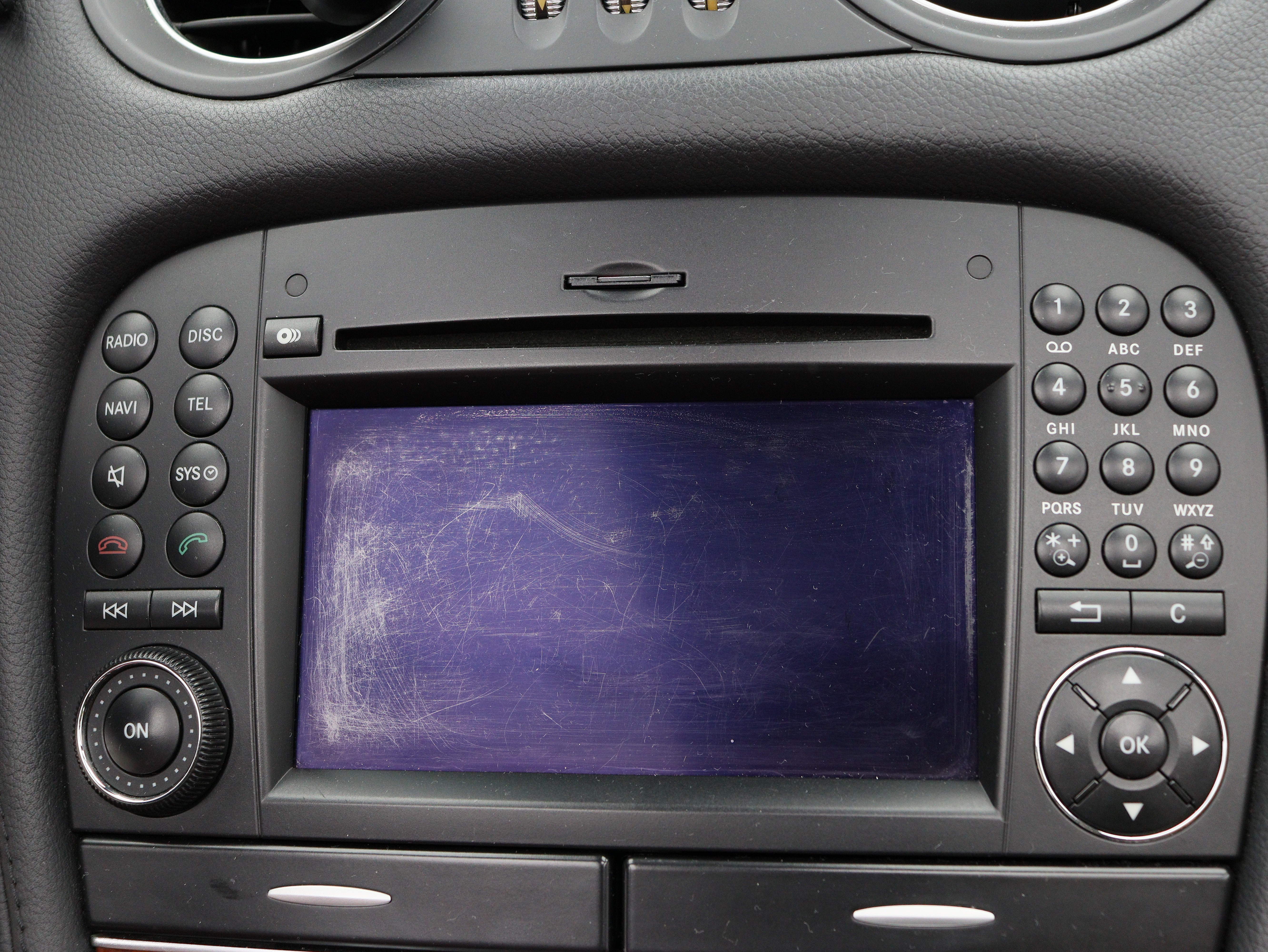 Mercedes-Benz SL Class 2010 car image #16