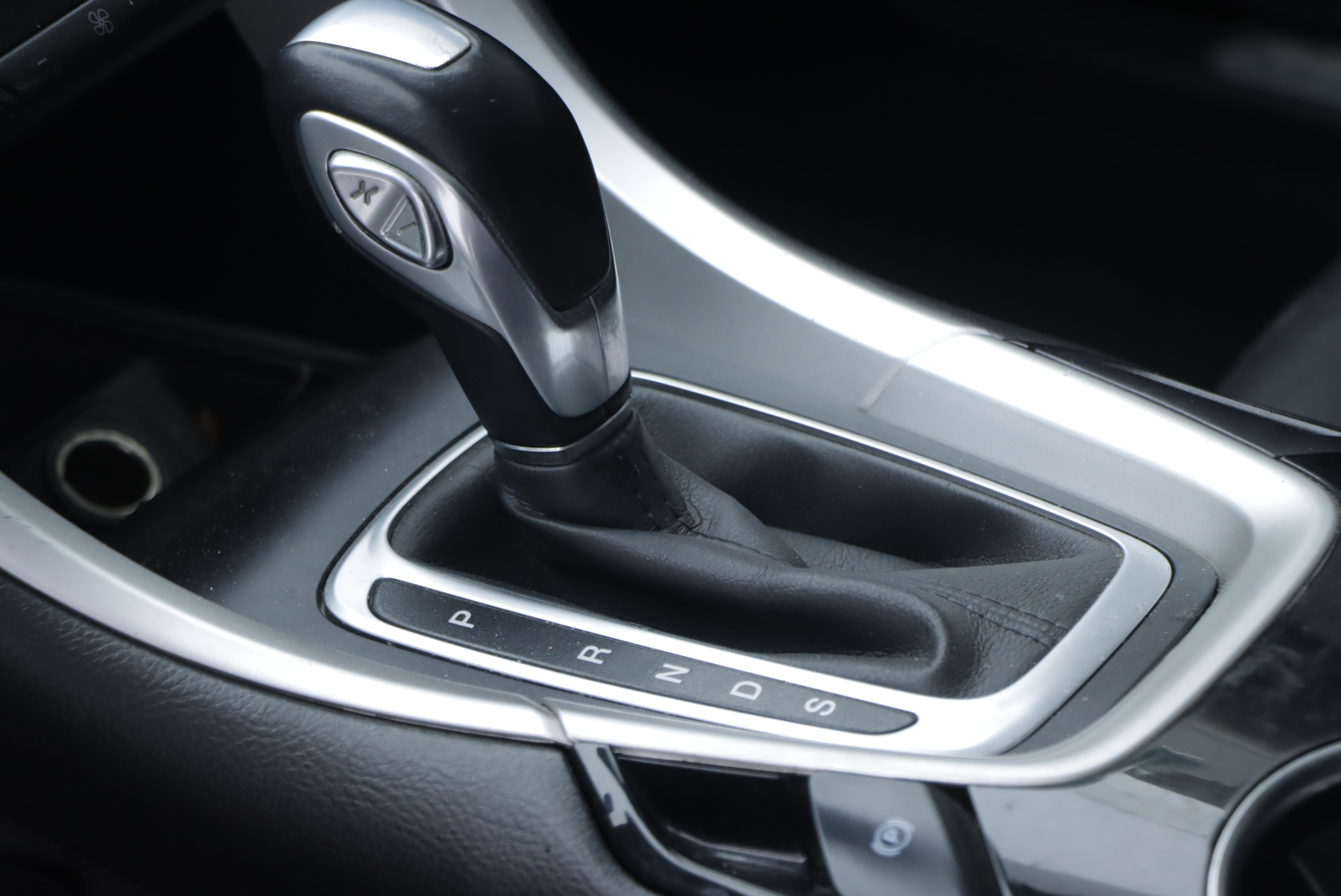 Ford Mondeo 2016 #16 Ford Mondeo 2016 car image #16