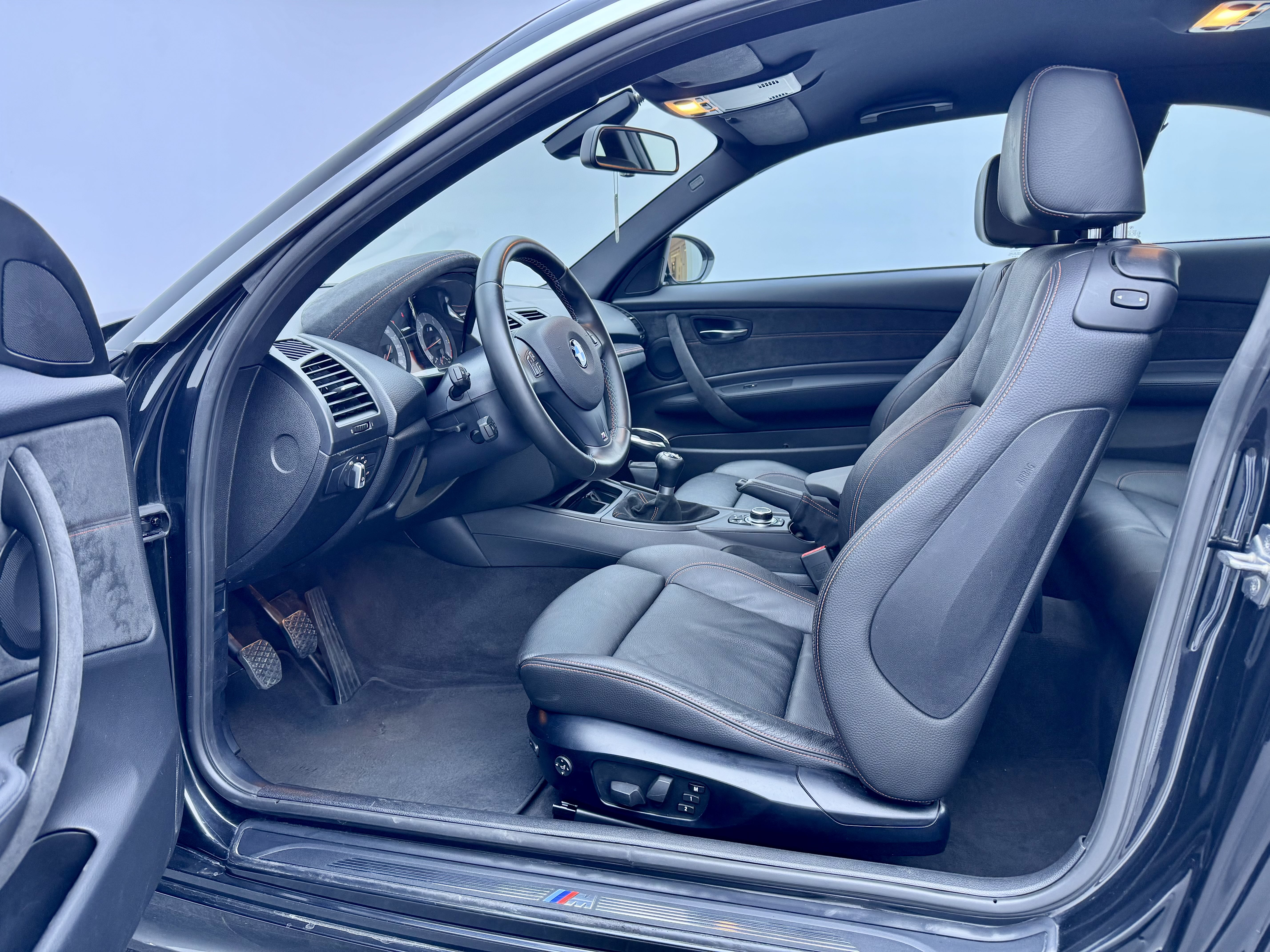 BMW 1 Series M 2013 #16 BMW 1 Series M 2013 car image #16