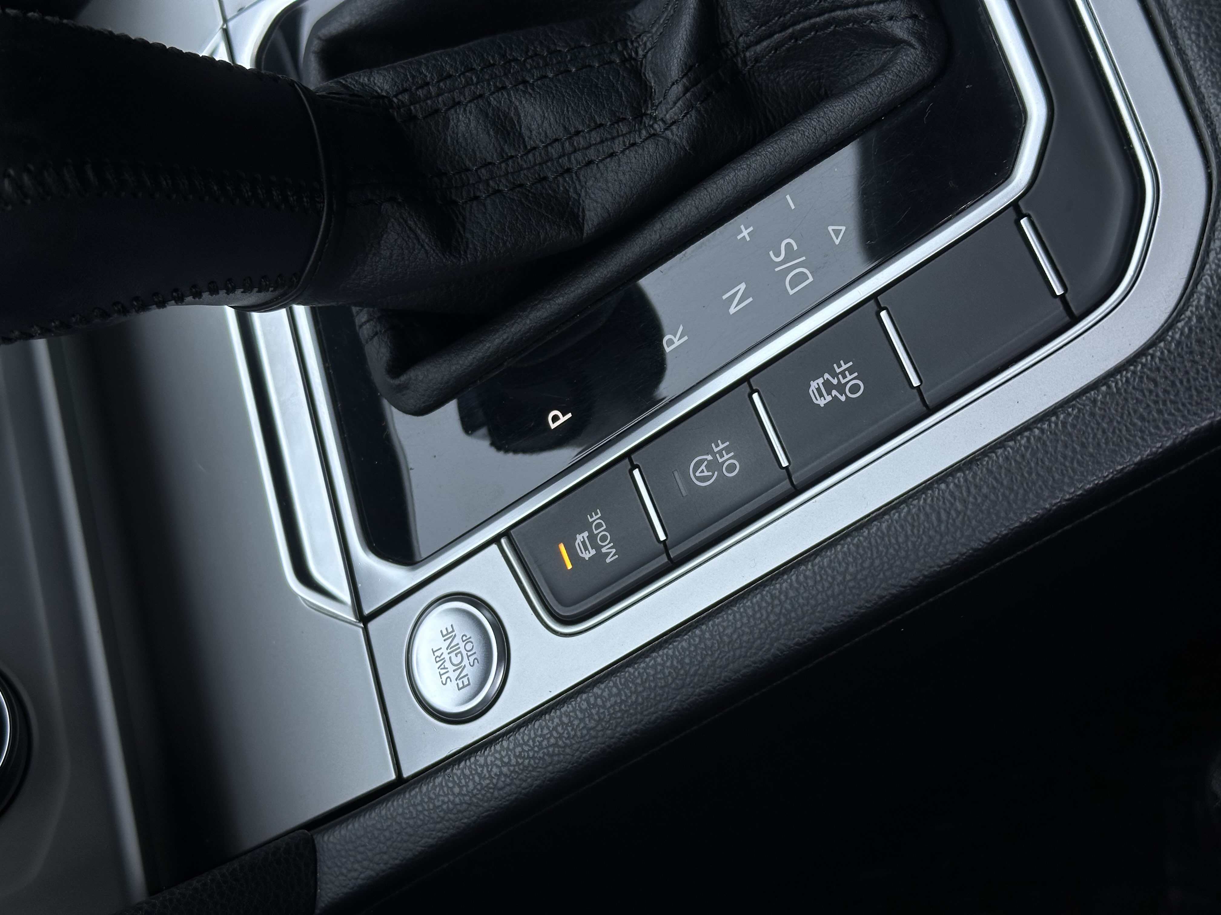 Volkswagen Passat Variant 2017 immagine di auto #16