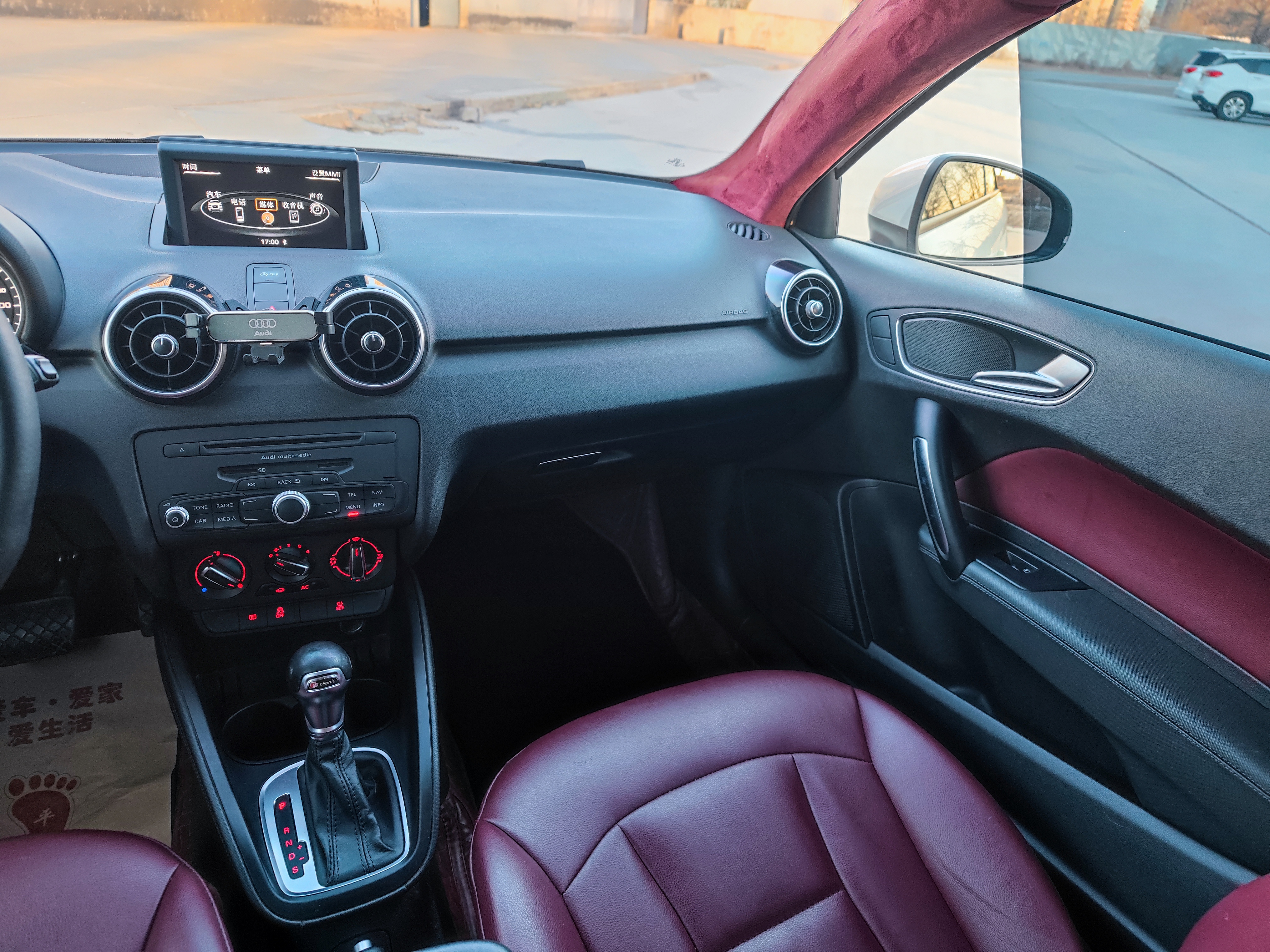 Audi A1 2014 car image #16