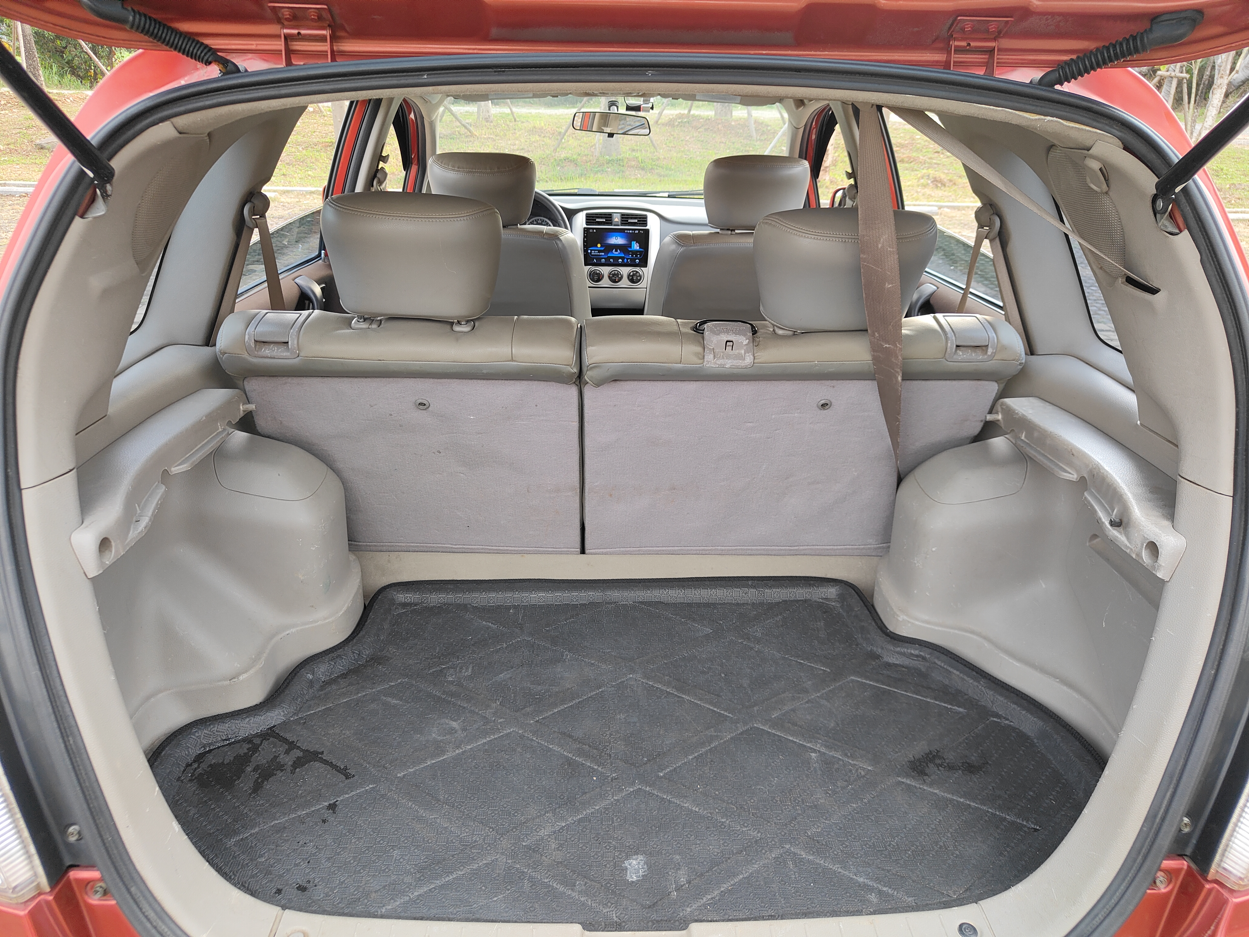 Suzuki Liana 2012 image de voiture #16