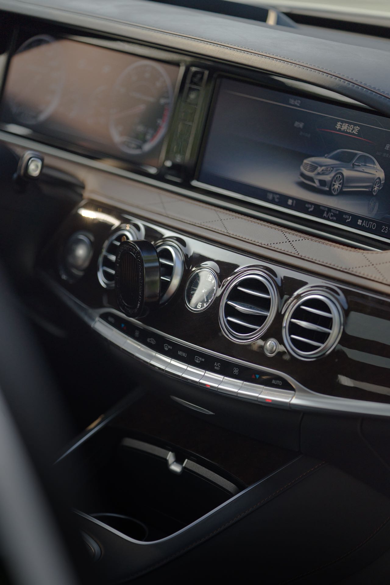 Mercedes-Benz S AMG 2014 изображение автомобиля #16