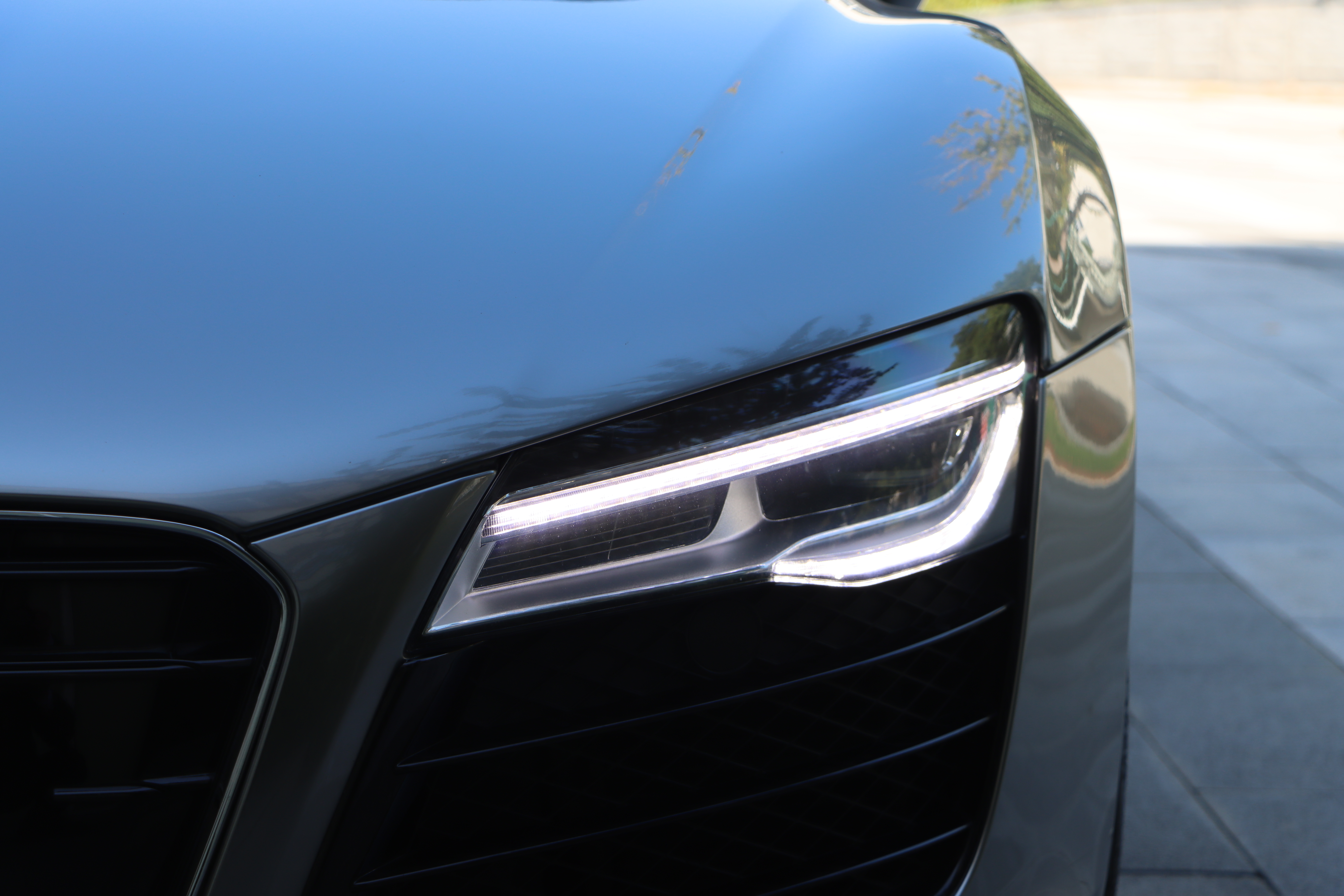 Audi R8 2016 car image #16