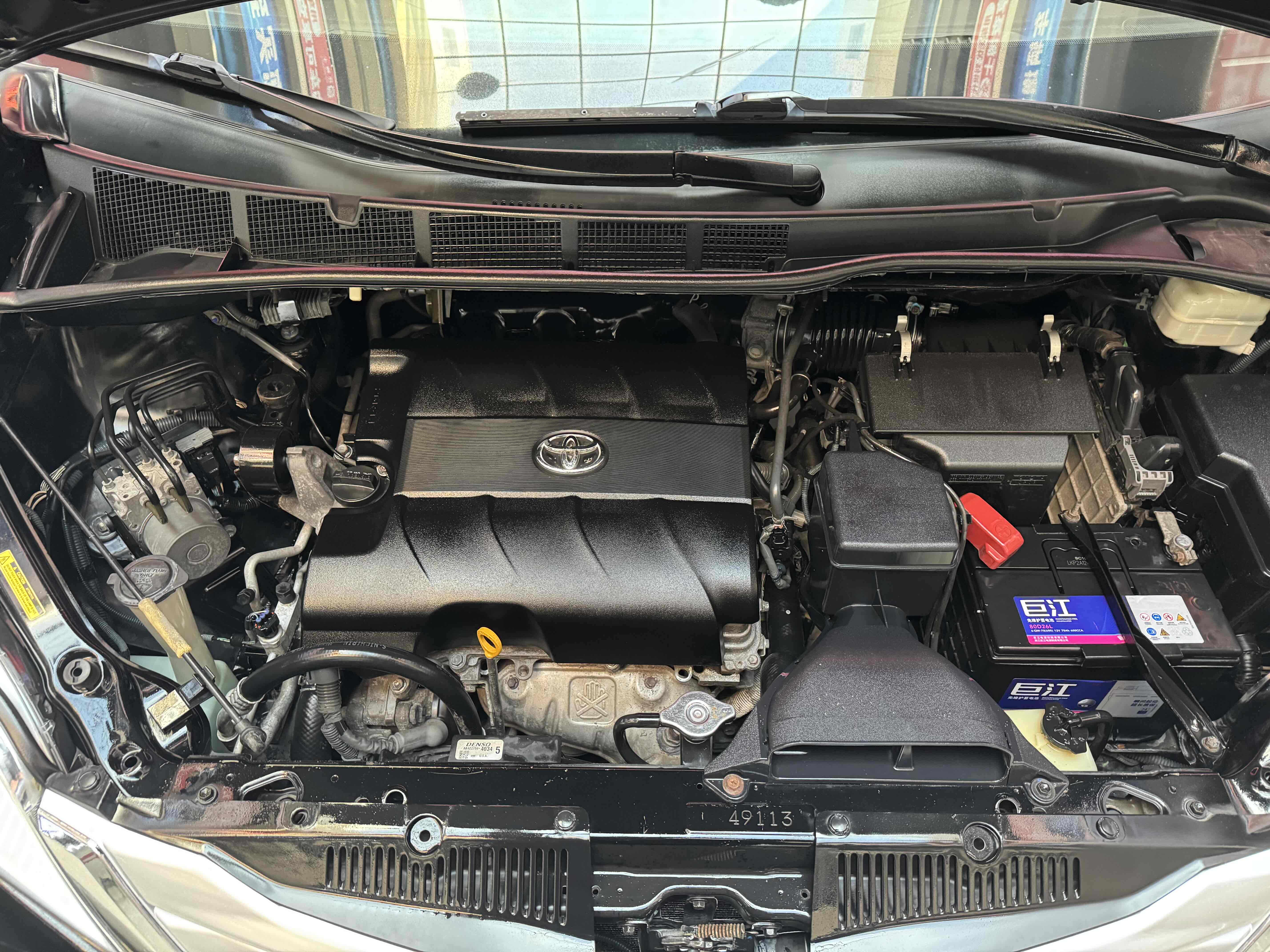 Toyota SIENNA 2011 car image #16