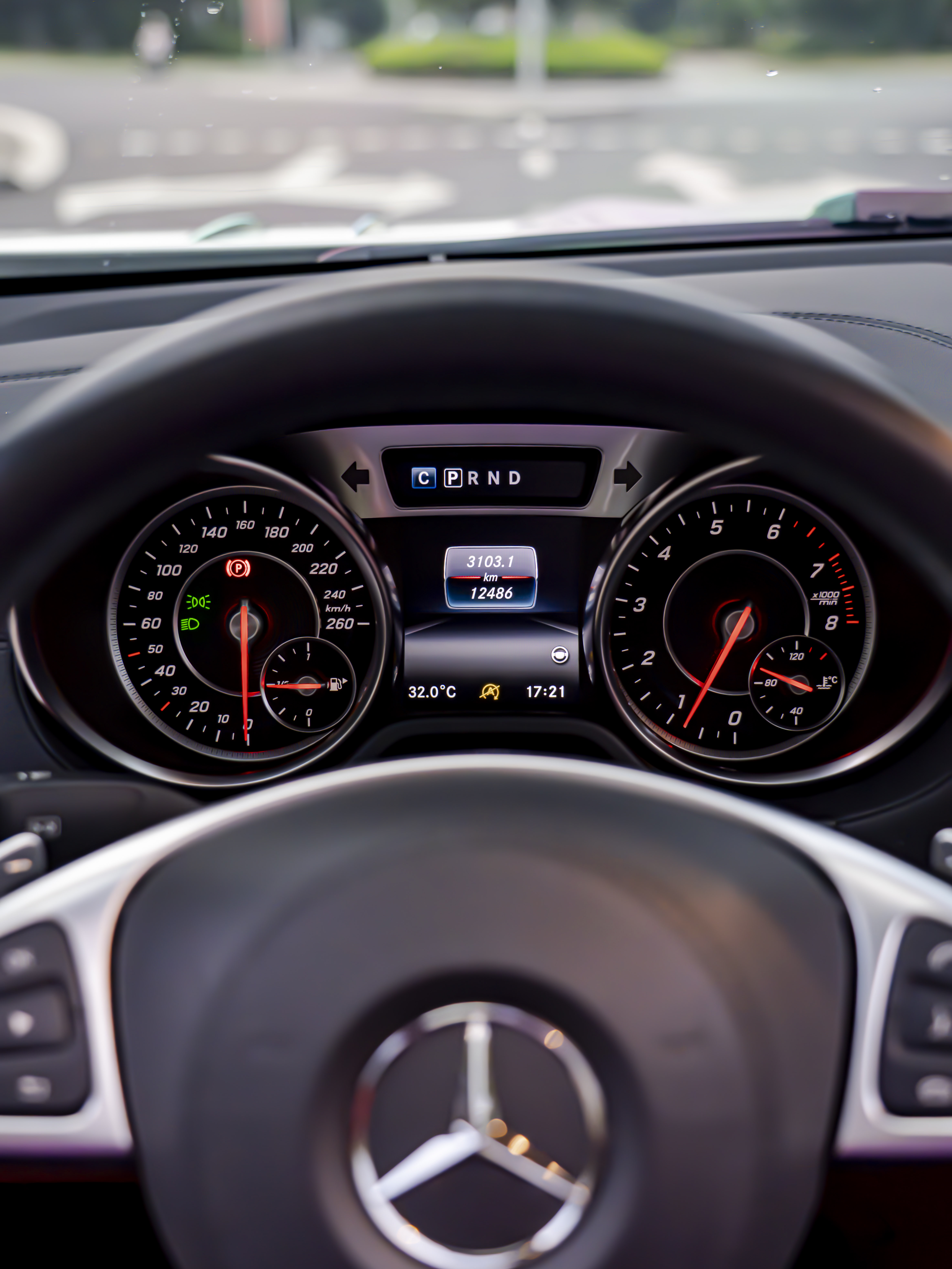 Mercedes-Benz SL Class 2017 car image #16