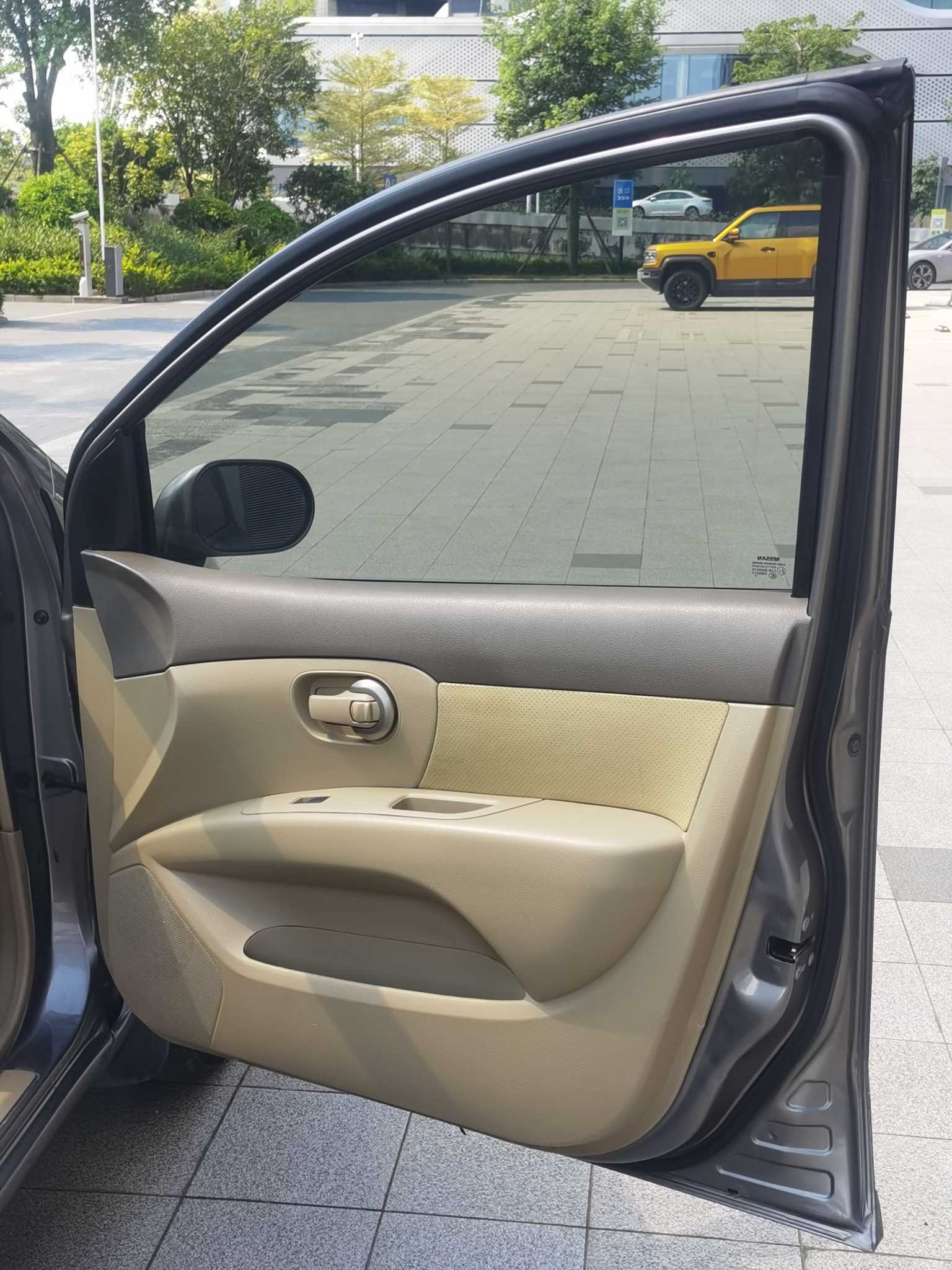 日产 骏逸 2010 汽车图片 #16