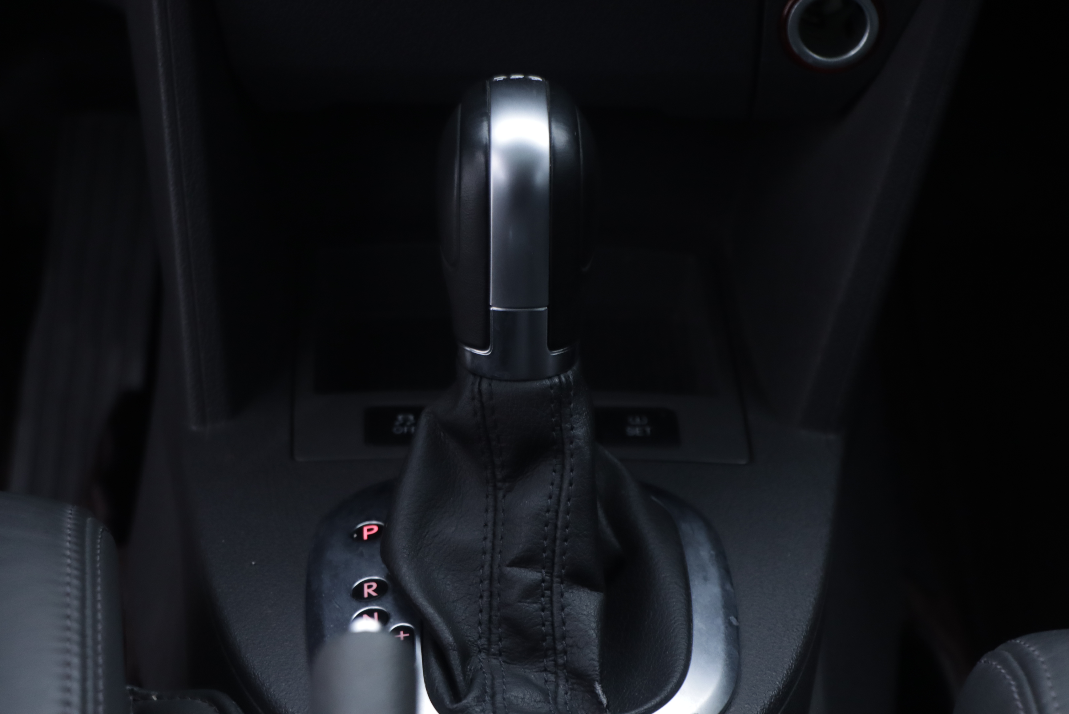 Volkswagen Touran 2013 car image #16