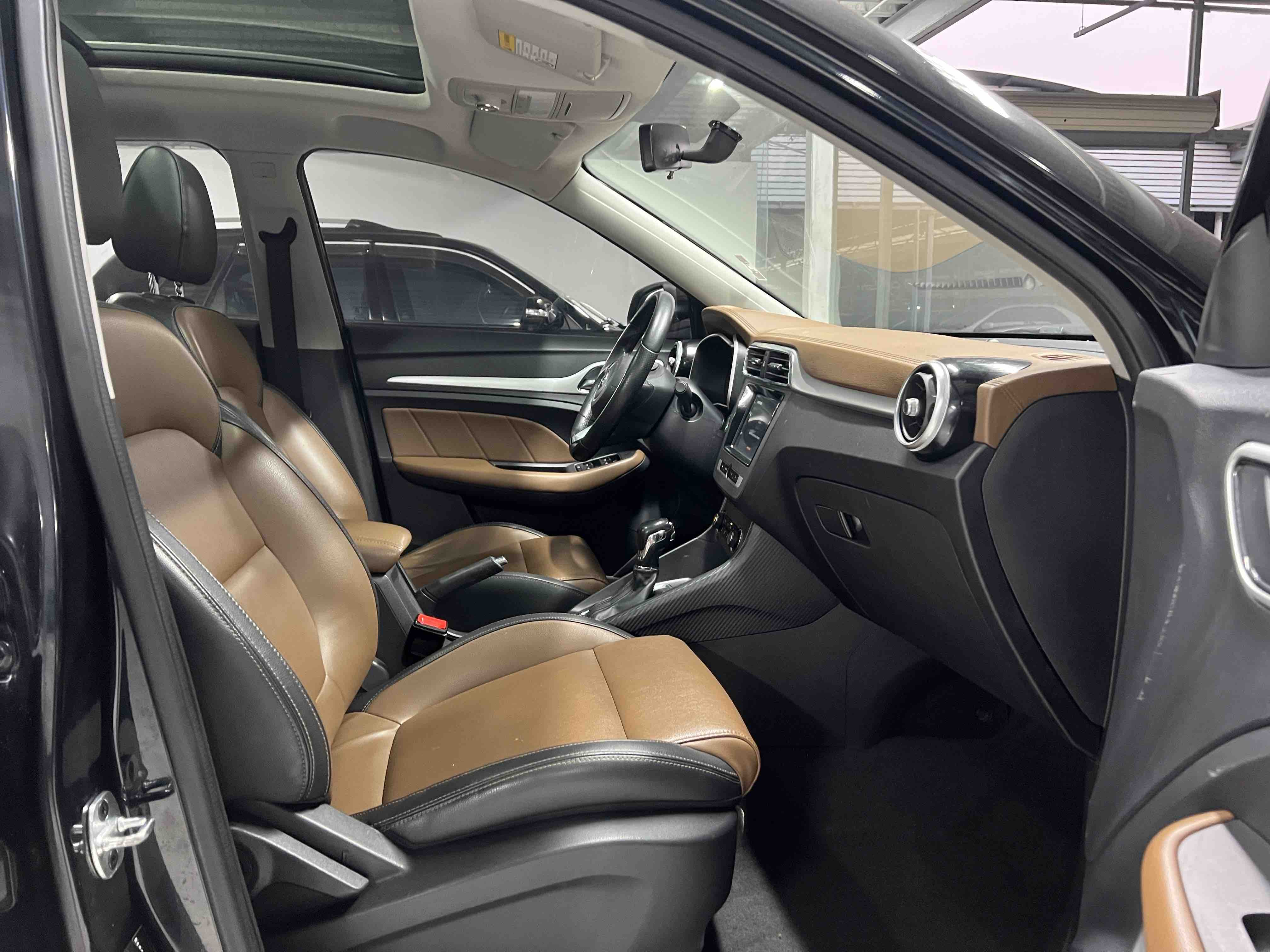 MG ZS 2018 #16 MG ZS 2018 car image #16