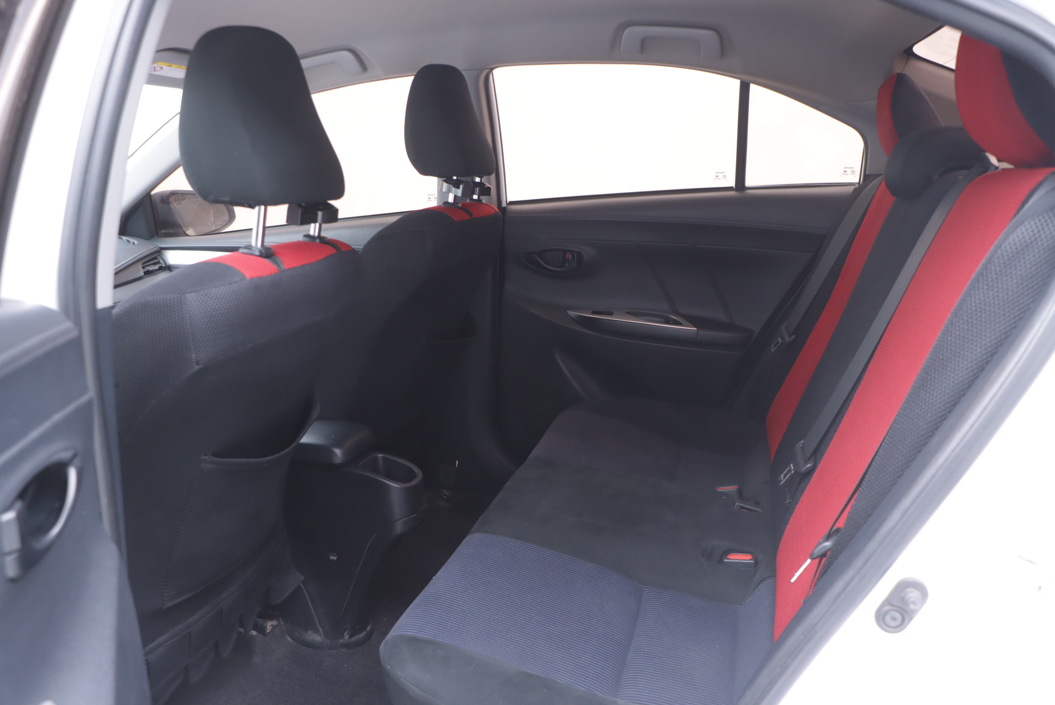 Toyota Yaris L Zhixiang 2017 صورة سيارة #16