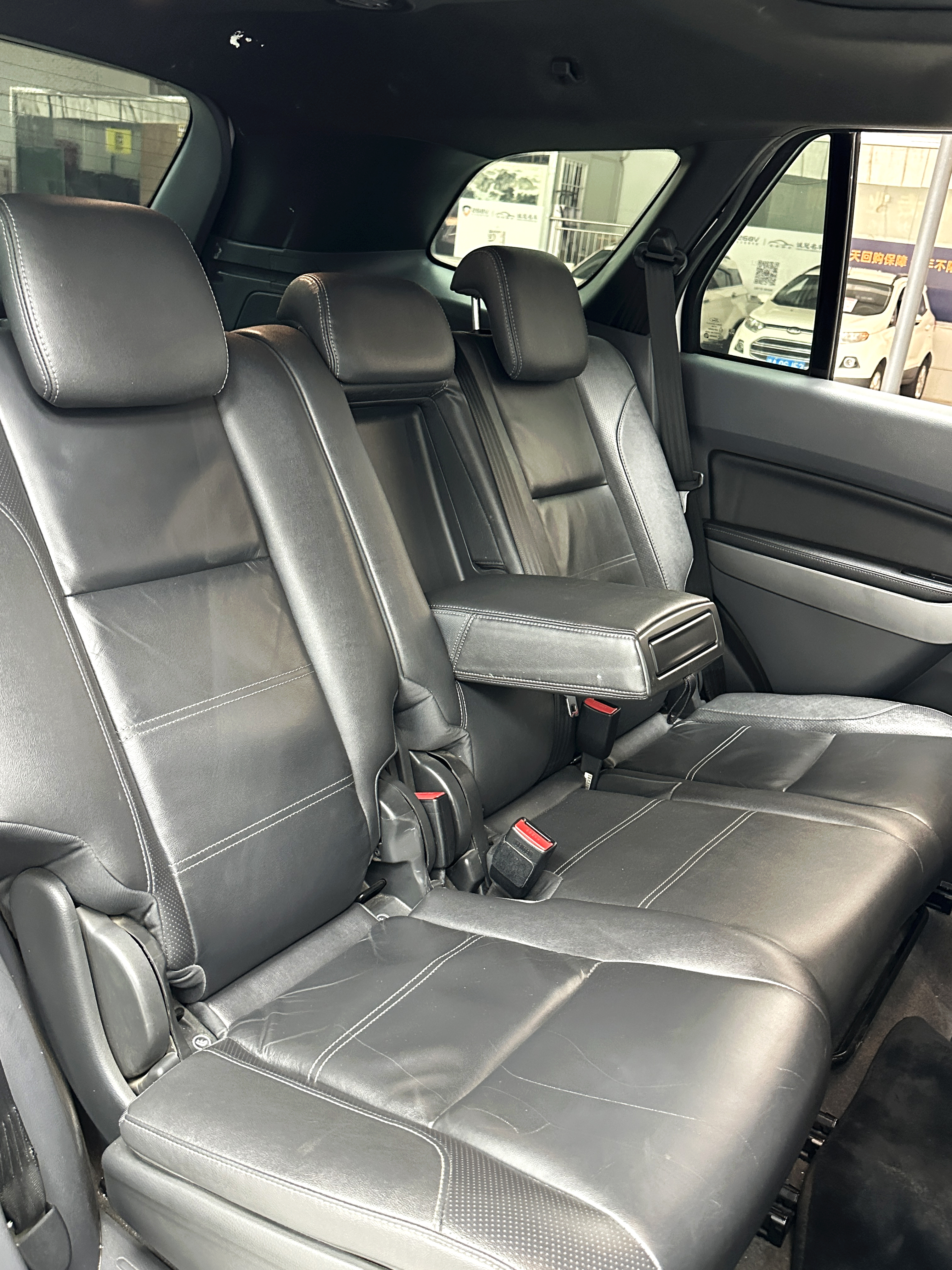 Ford Everest 2018 car image #16