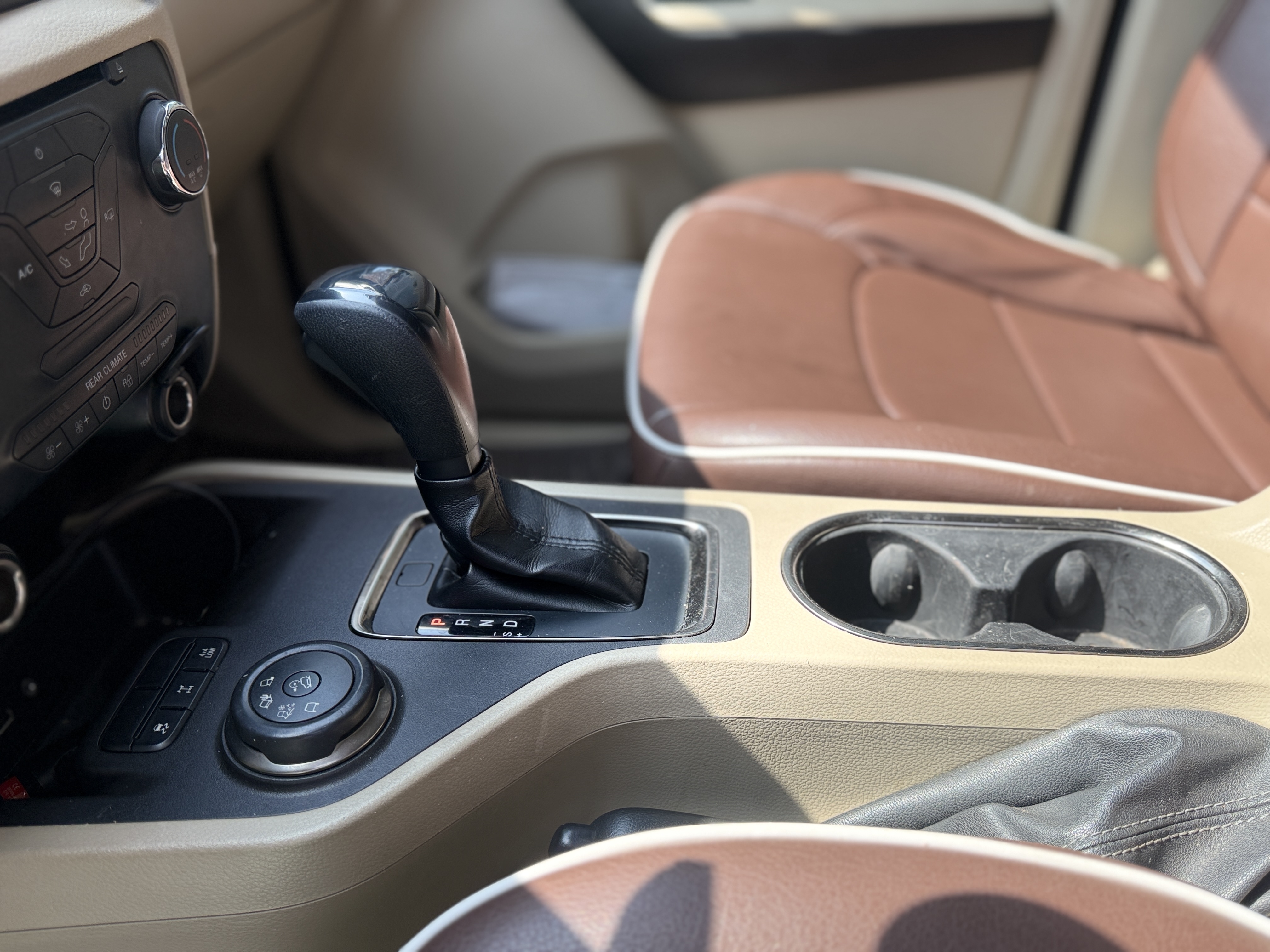 Ford Everest 2017 car image #16