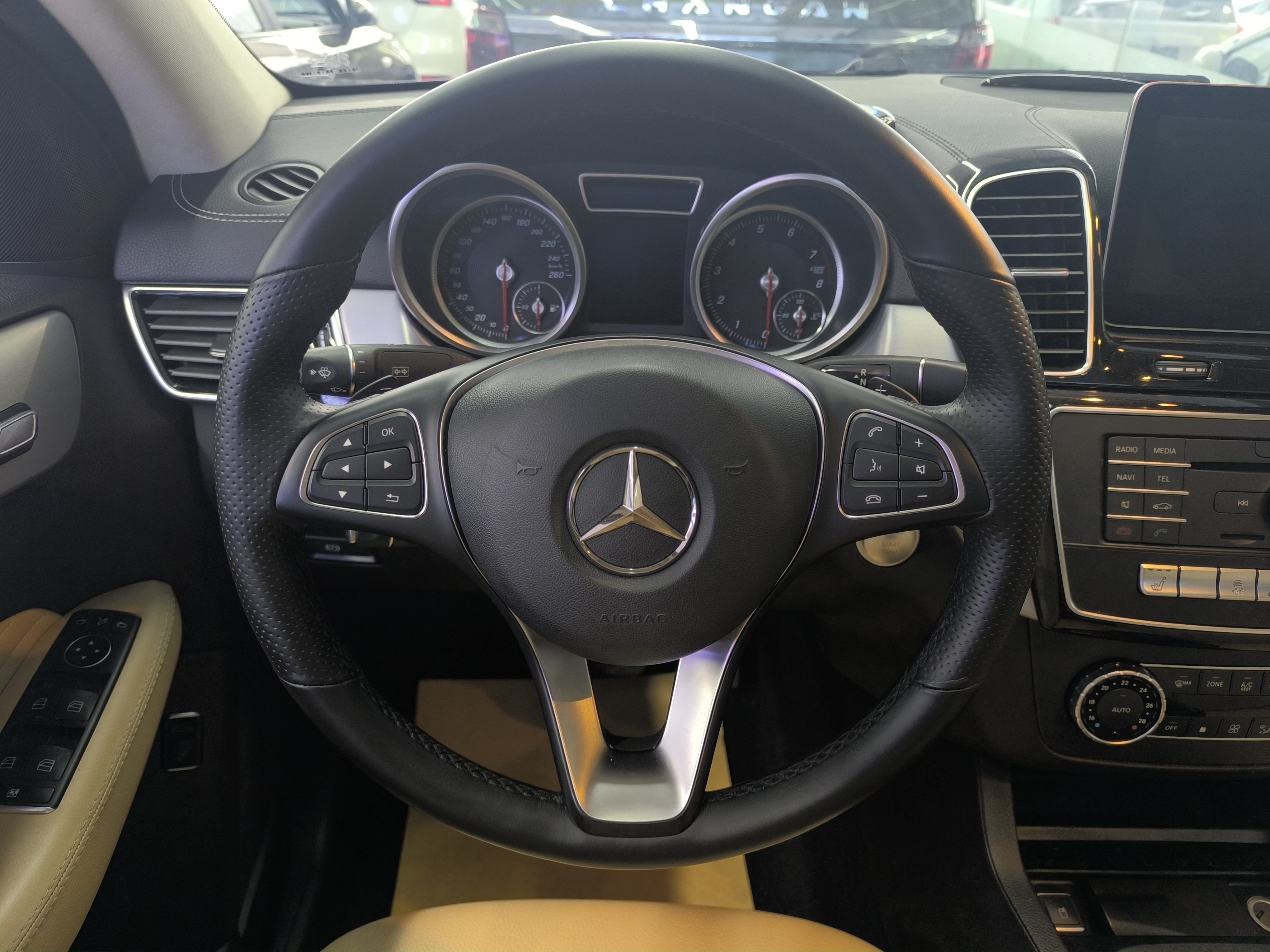 Mercedes-Benz GLE Coupe 2018 car image #16