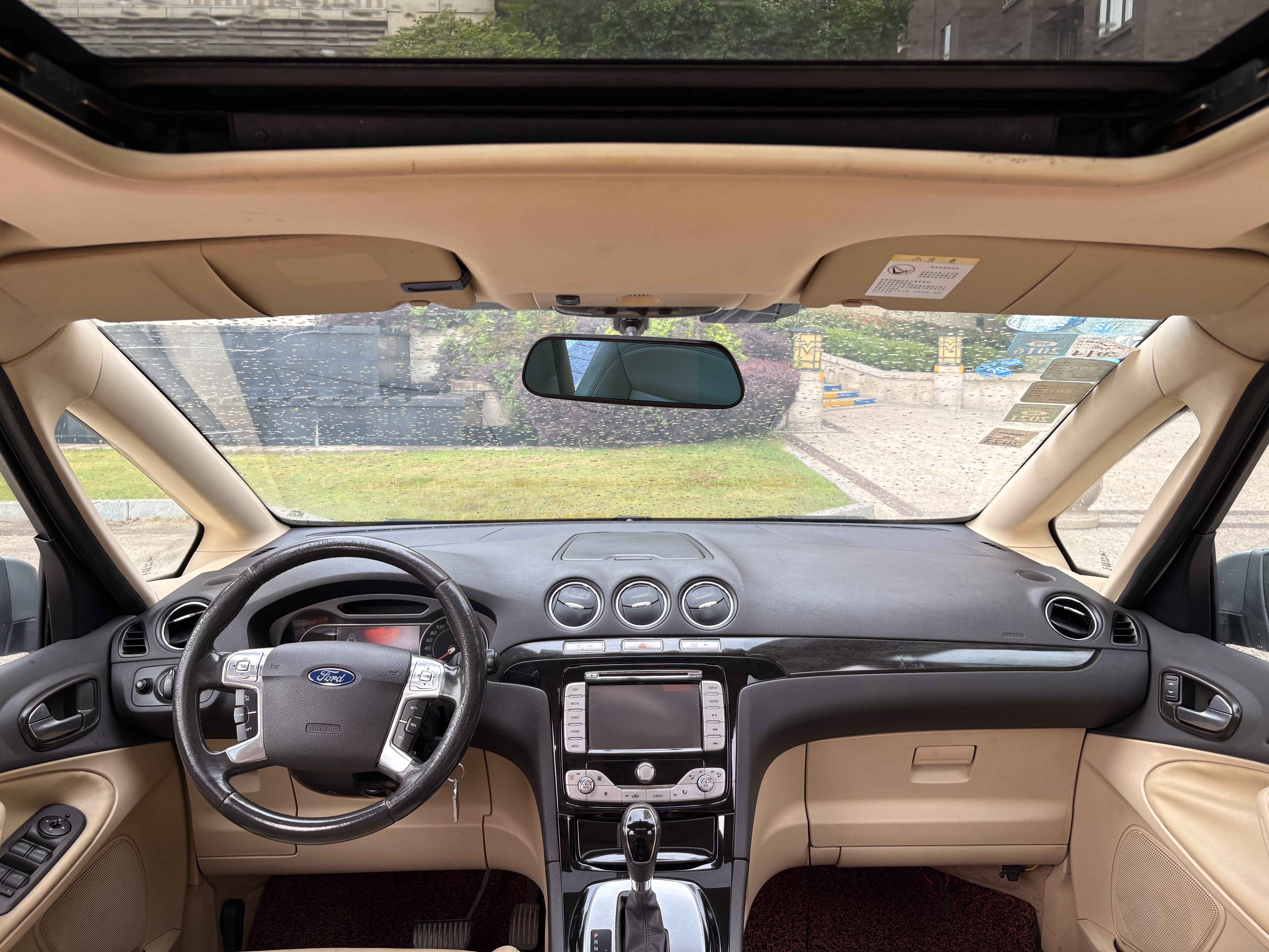 Ford S-MAX 2010 изображение автомобиля #16