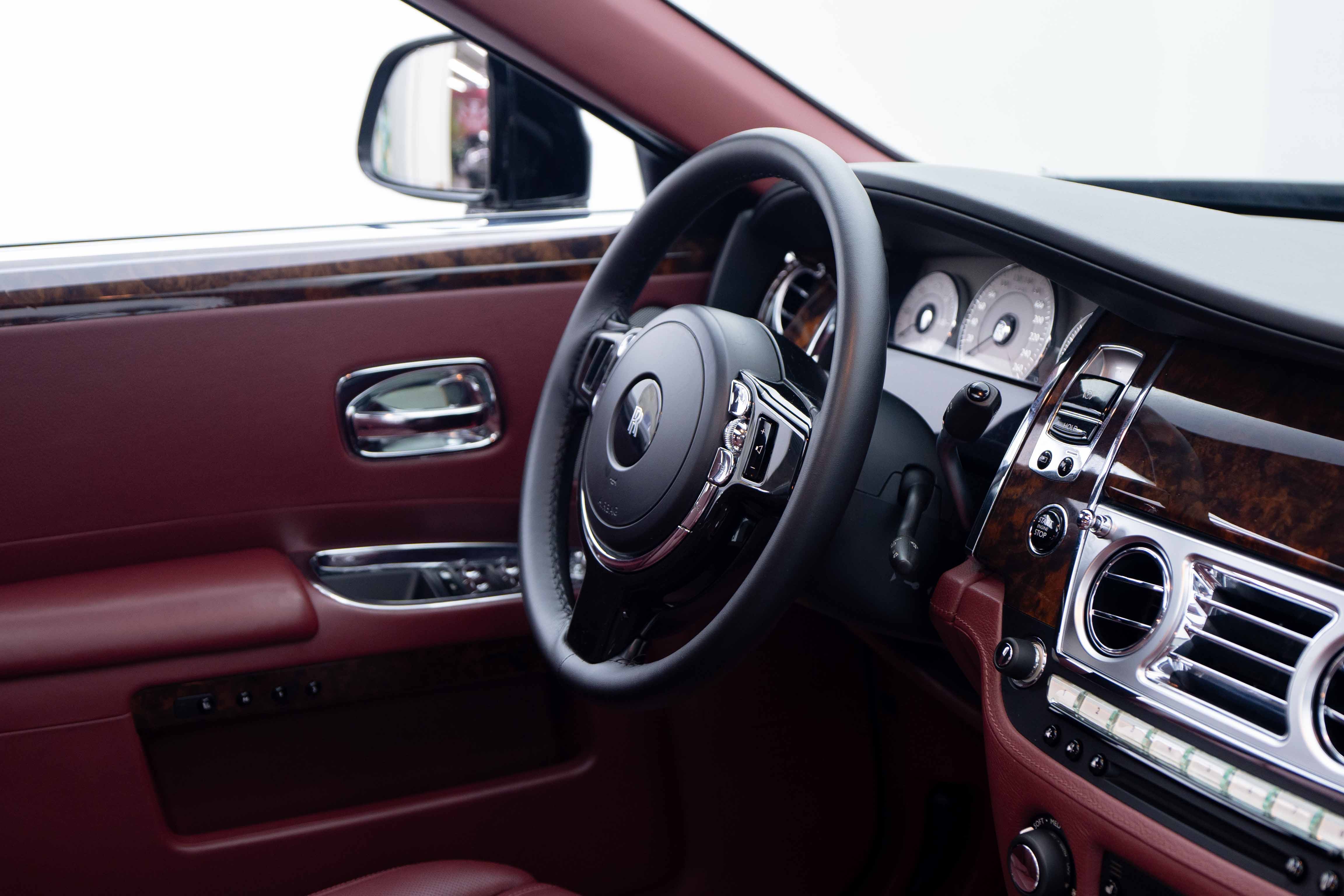 Rolls-Royce Ghost 2016 car image #16