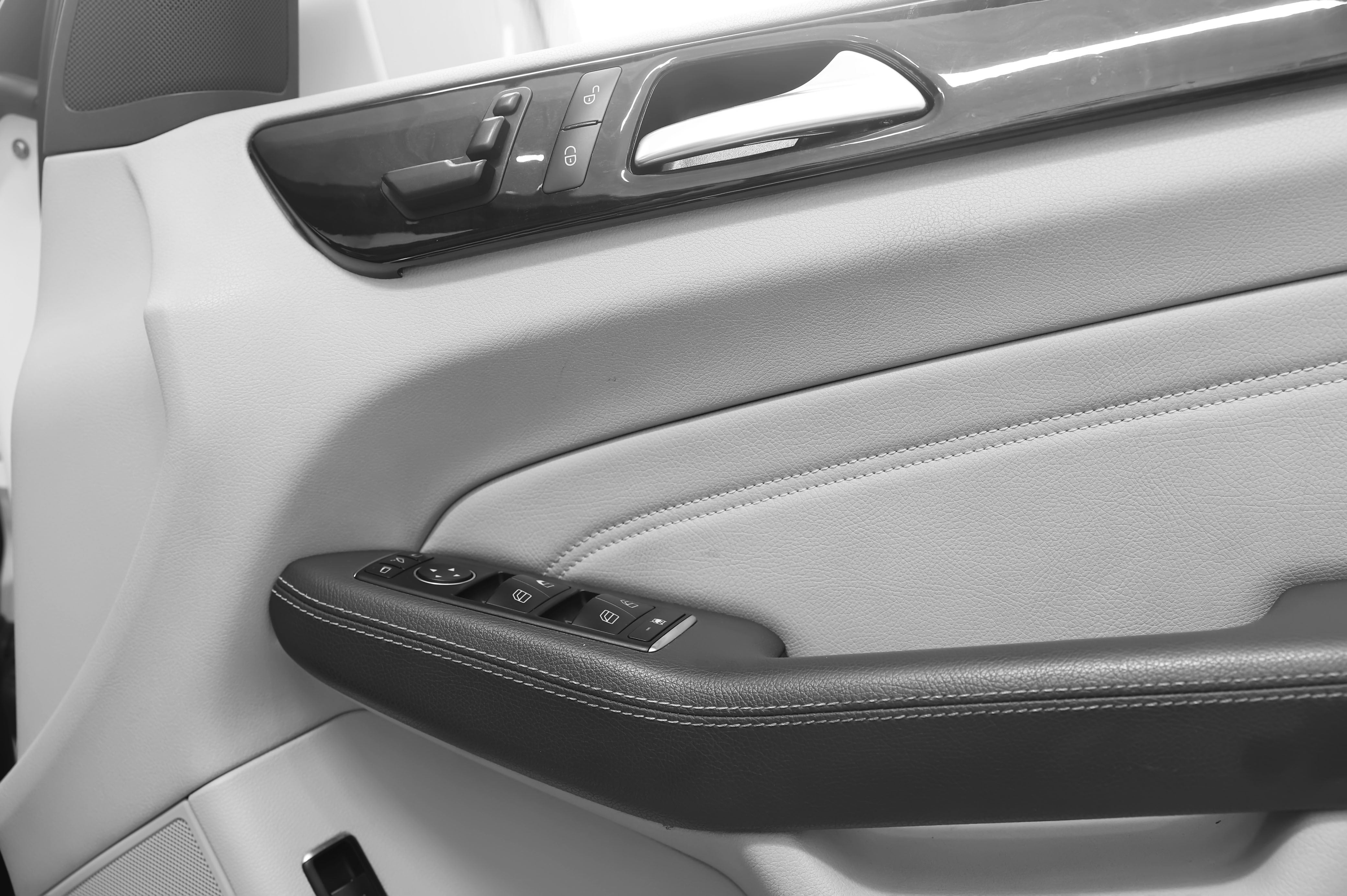 Mercedes-Benz M Class 2013 #16 Mercedes-Benz M Class 2013 car image #16