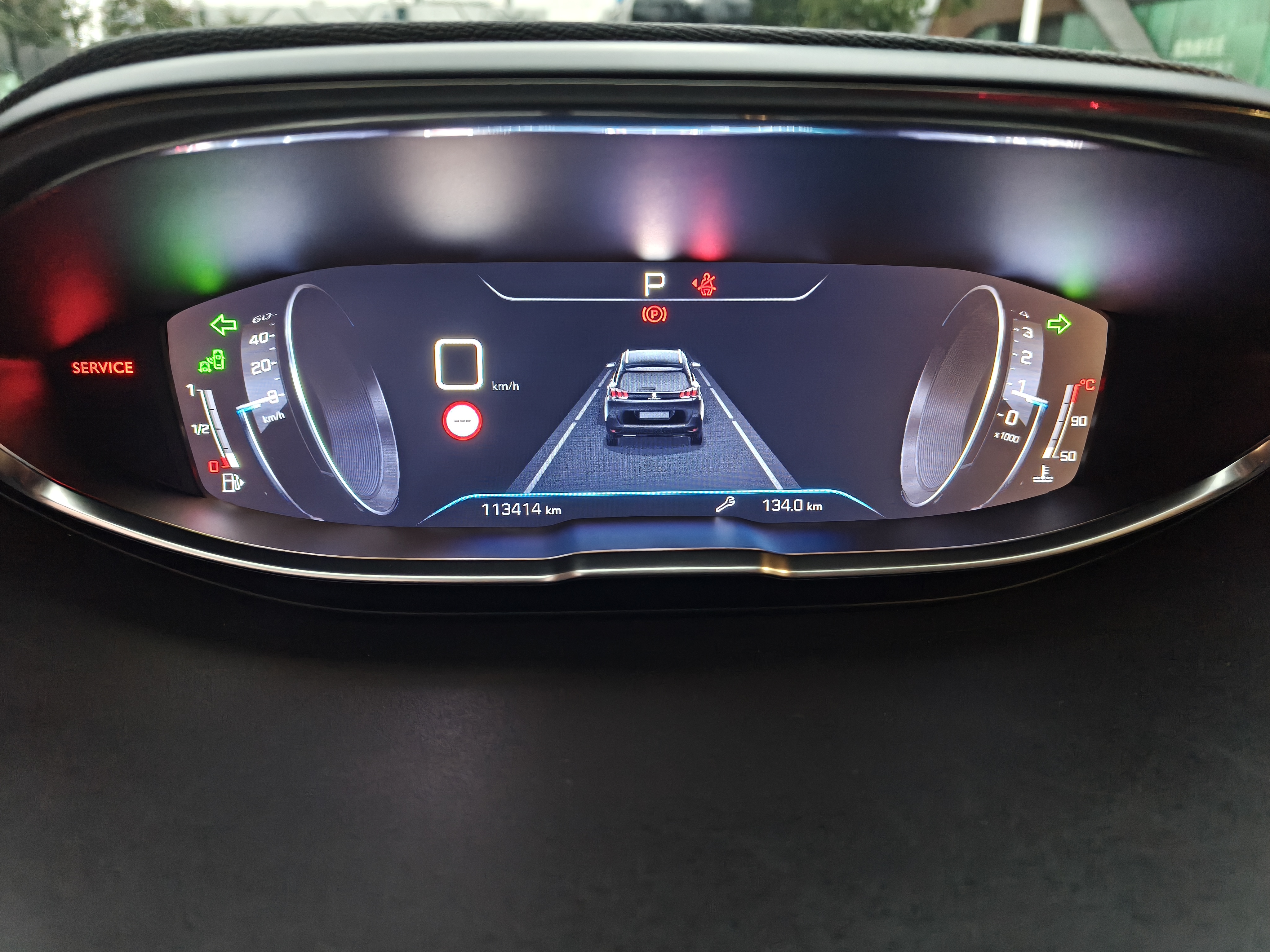 Peugeot 5008 2017 car image #16