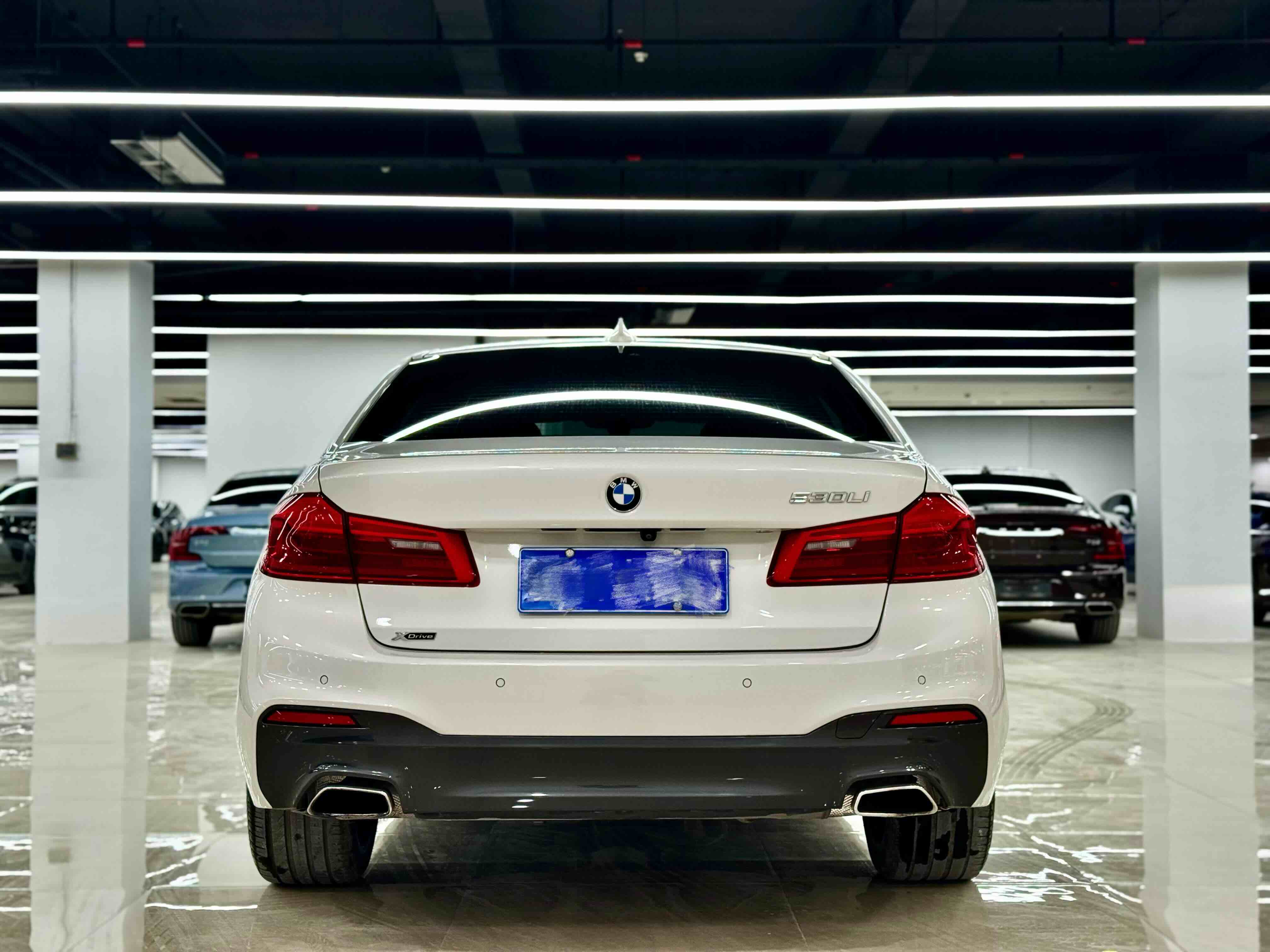BMW 5 Series 2018 #16 BMW 5 Series 2018 car image #16