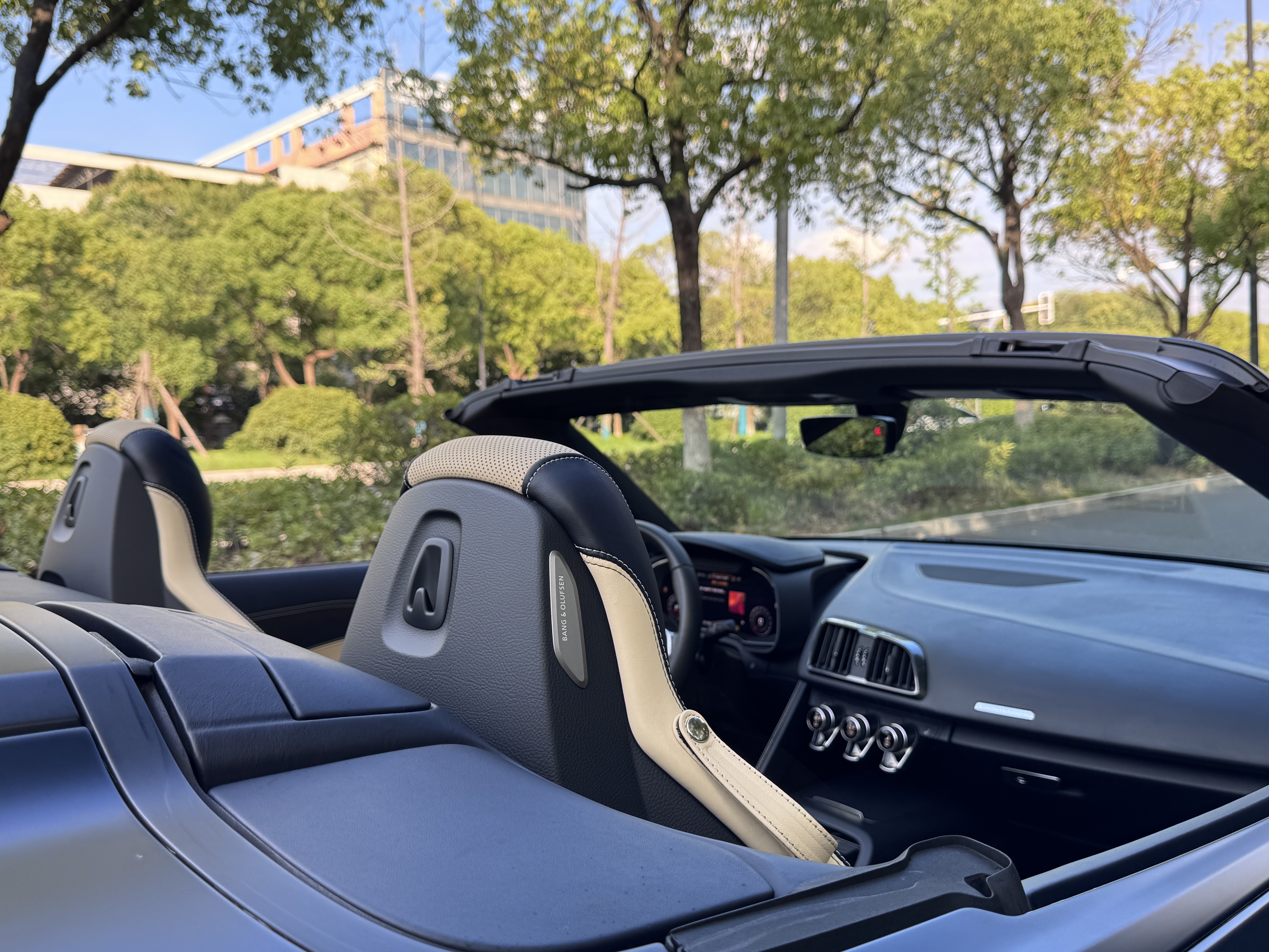 Audi R8 2020 immagine di auto #16