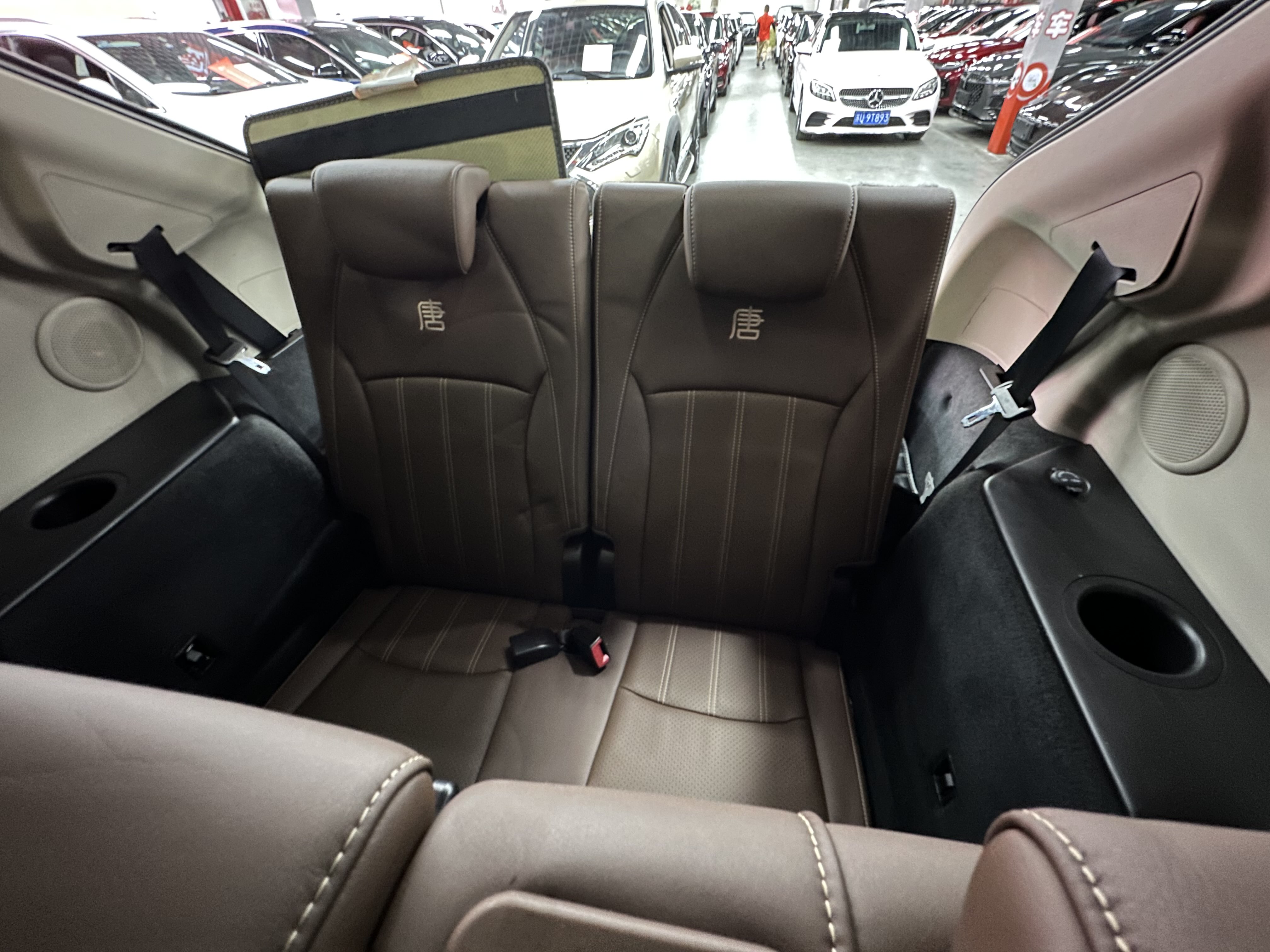 BYD Tang New Energy 2017 #16 BYD Tang New Energy 2017 car image #16