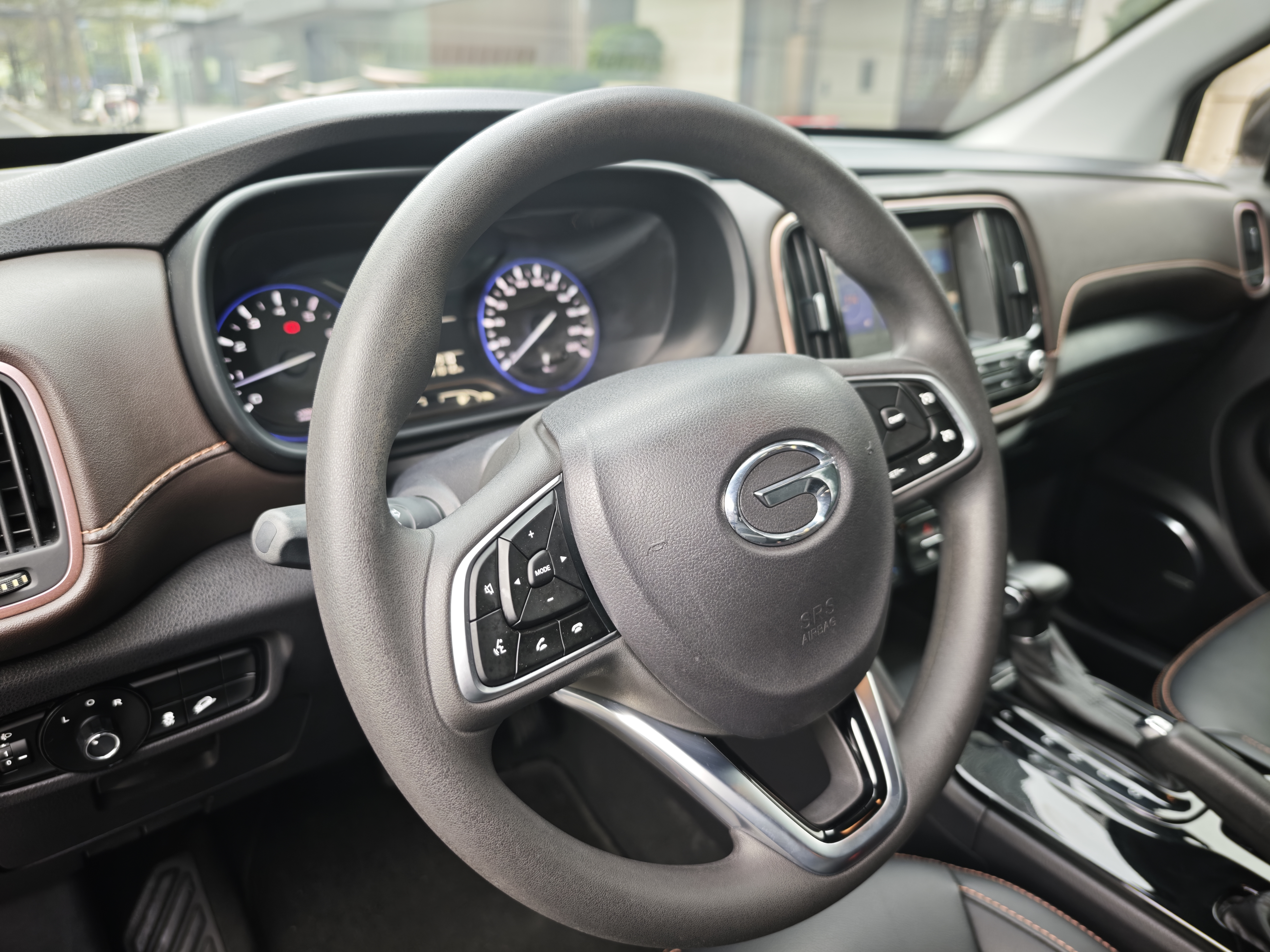 GAC Trumpchi GS3 2018 #16 GAC Trumpchi GS3 2018 car image #16