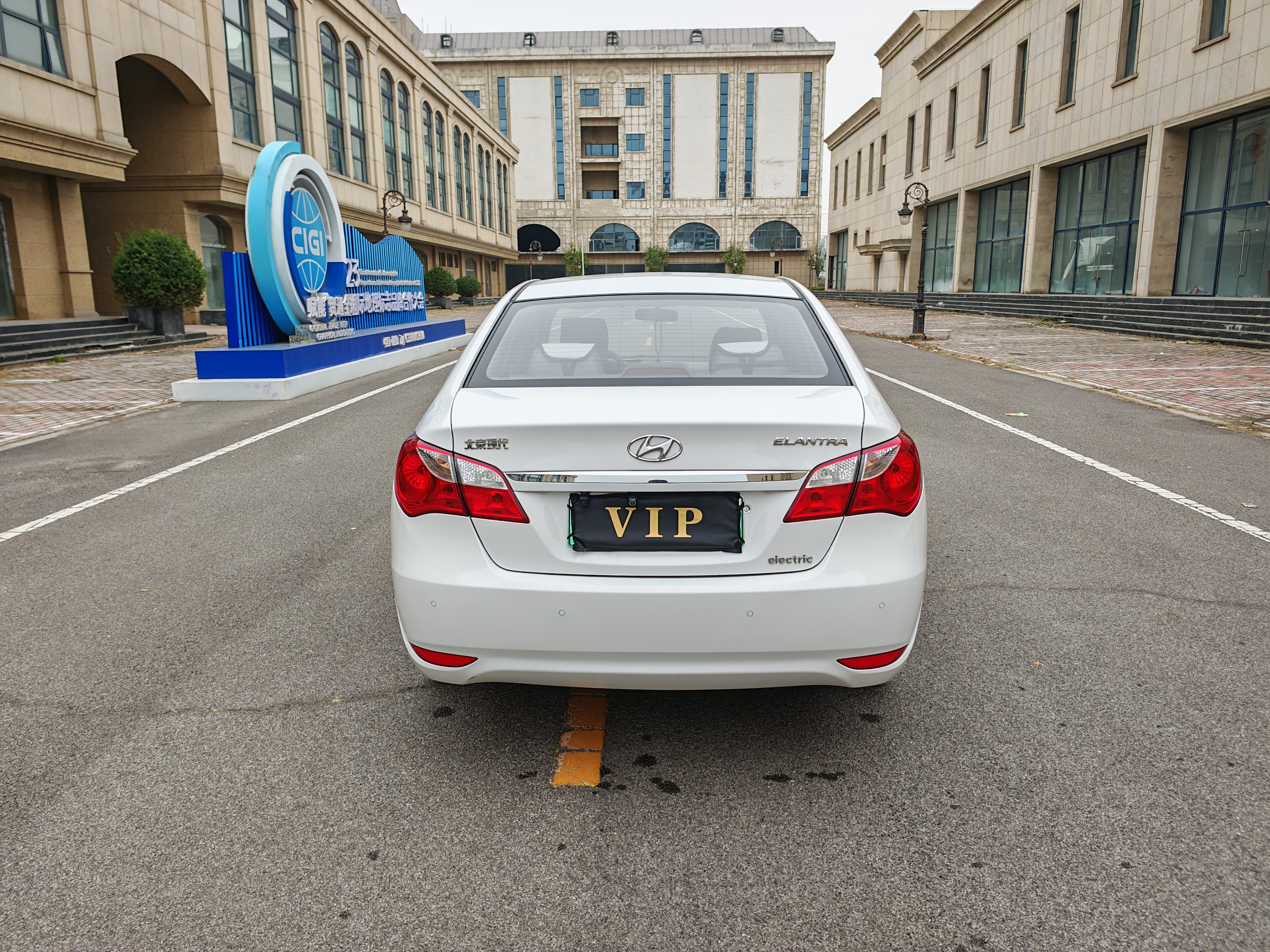 Hyundai Elantra EV 2017 #16 Hyundai Elantra EV 2017 car image #16