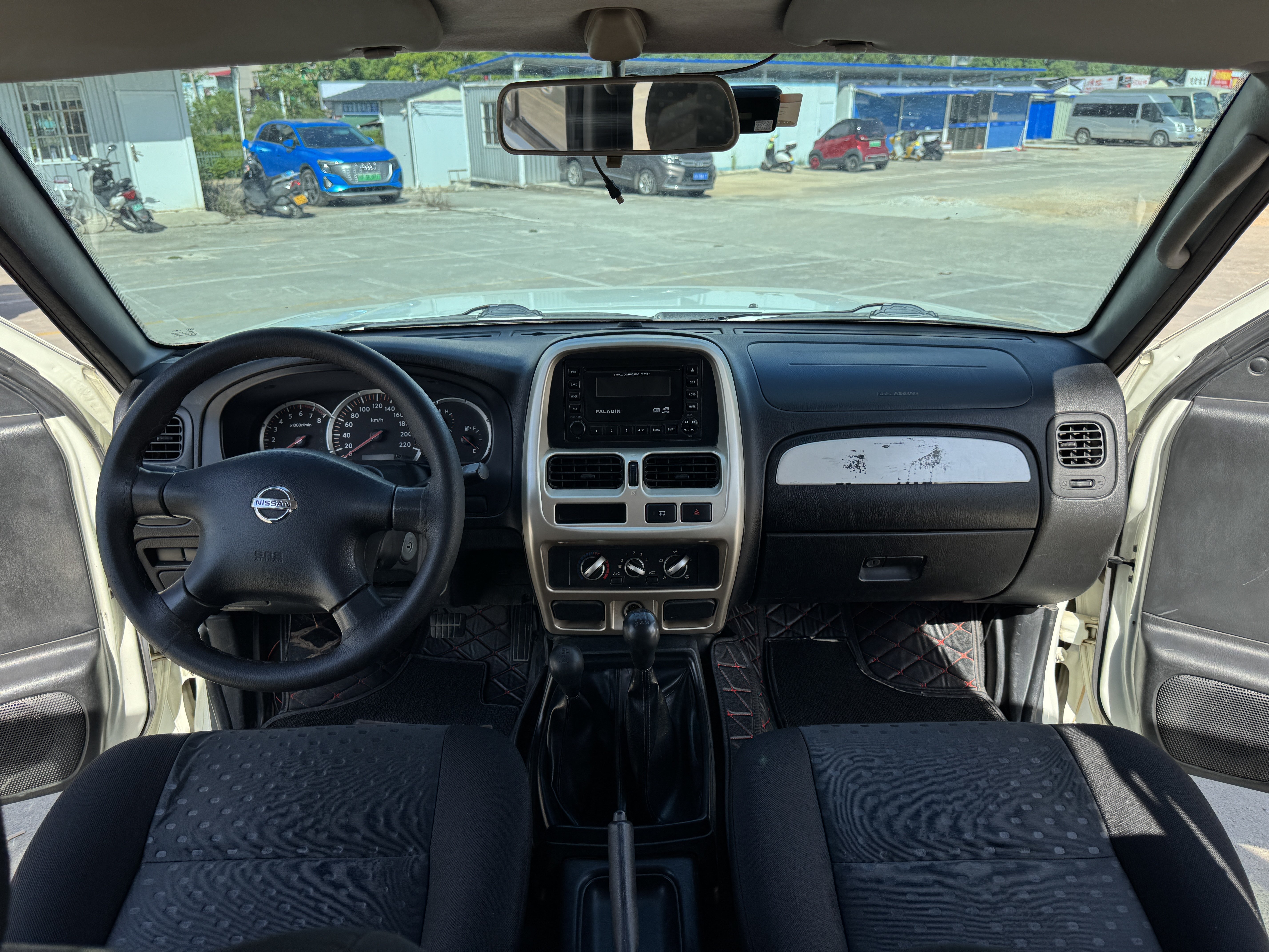 日产 日产帕拉丁 2011 汽车图片 #16