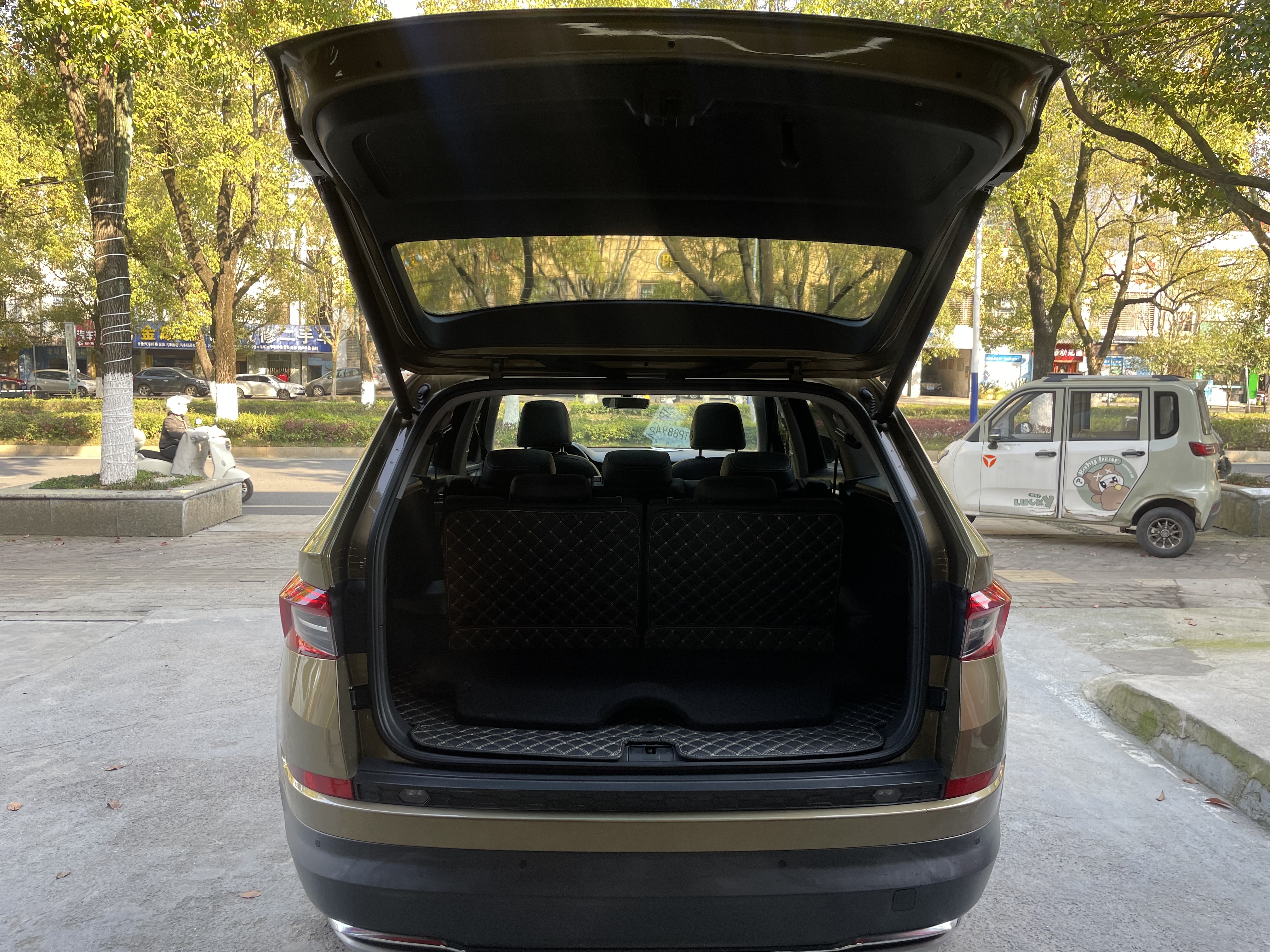 Skoda Kodiaq 2019 imagen de coche #16