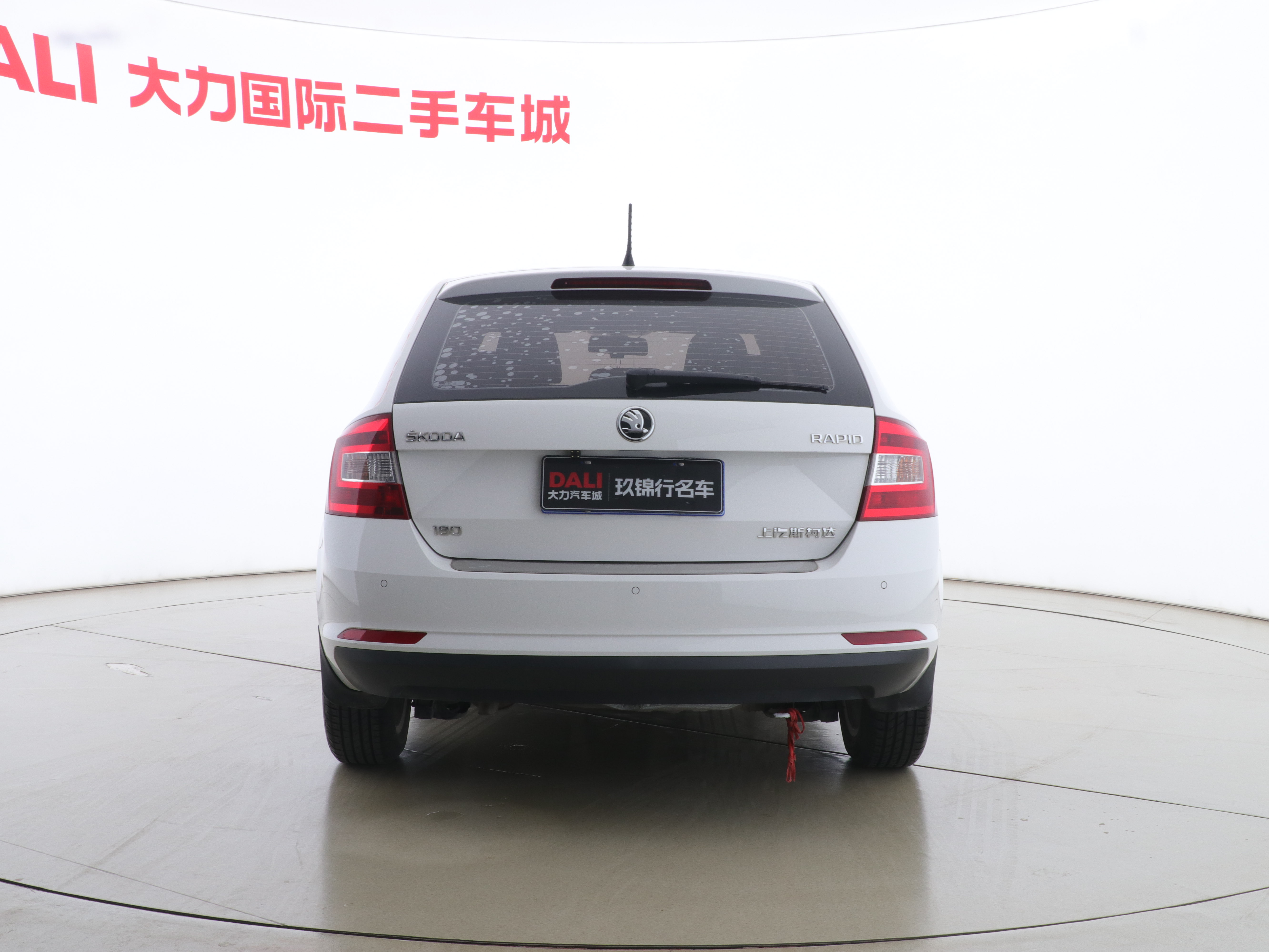 Skoda Rapid Spaceback 2018 immagine di auto #16