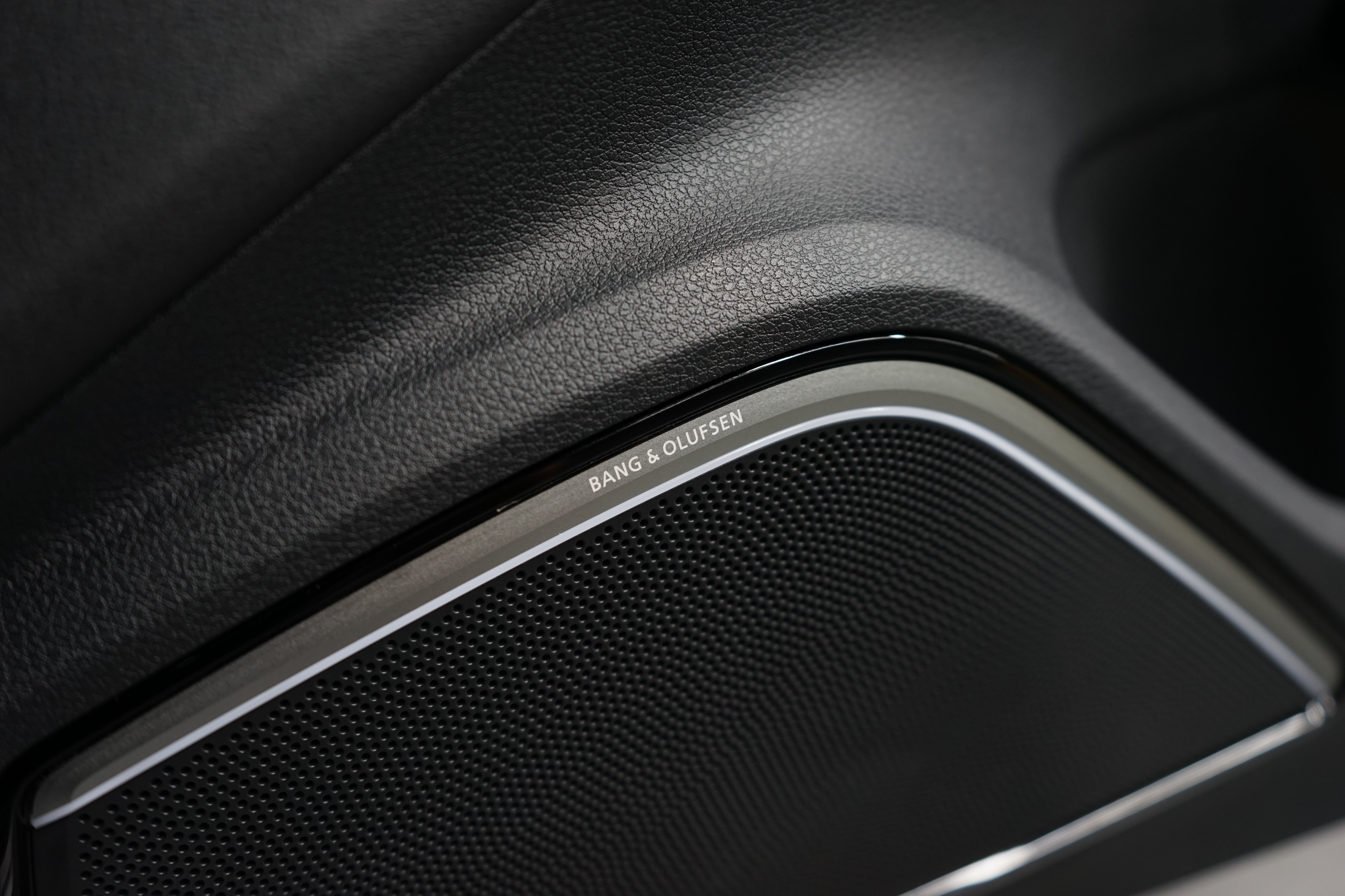 Audi RS 3 2019 car image #16