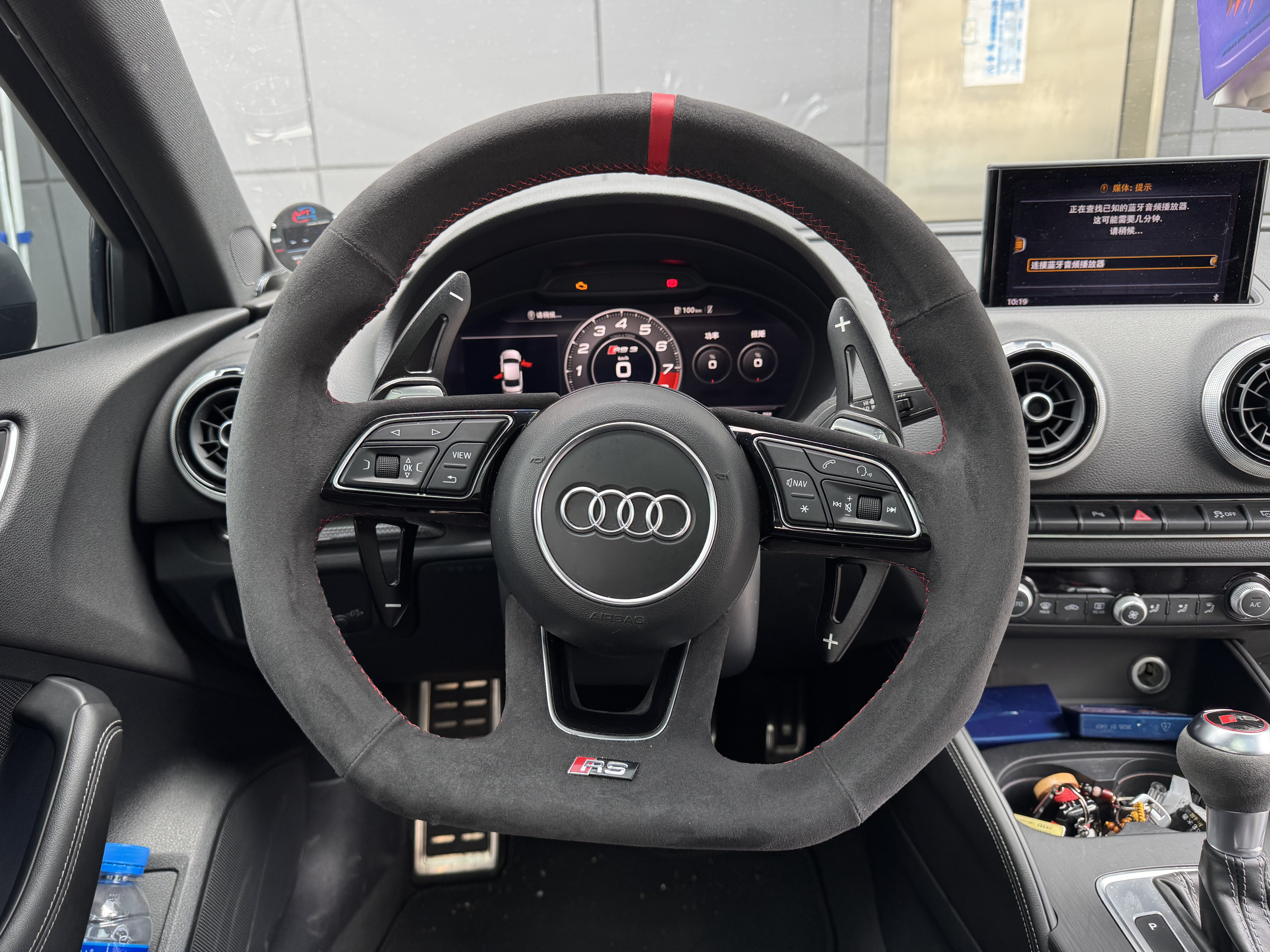 Audi RS 3 2018 car image #16