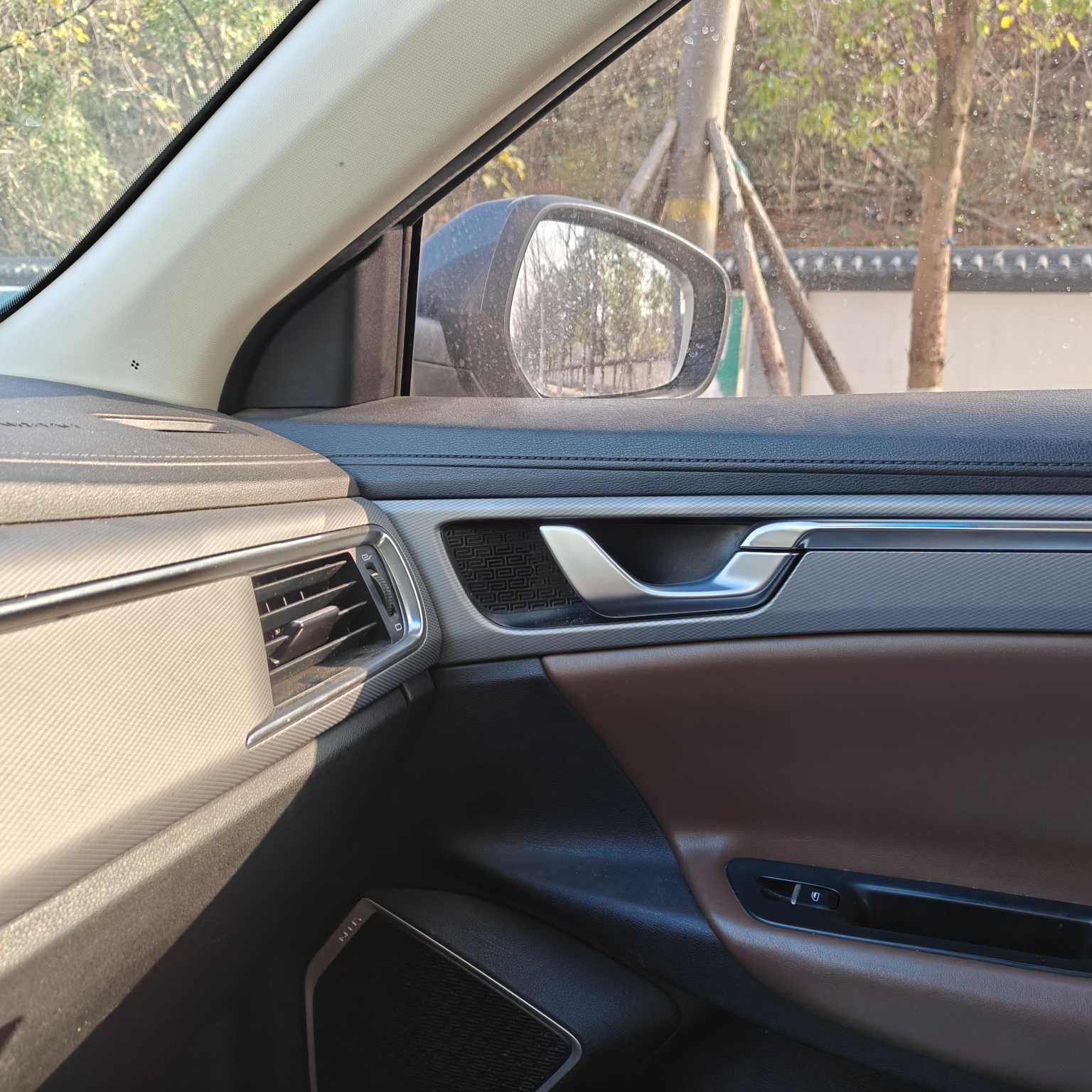 Emgrand GL 2018 car image #16