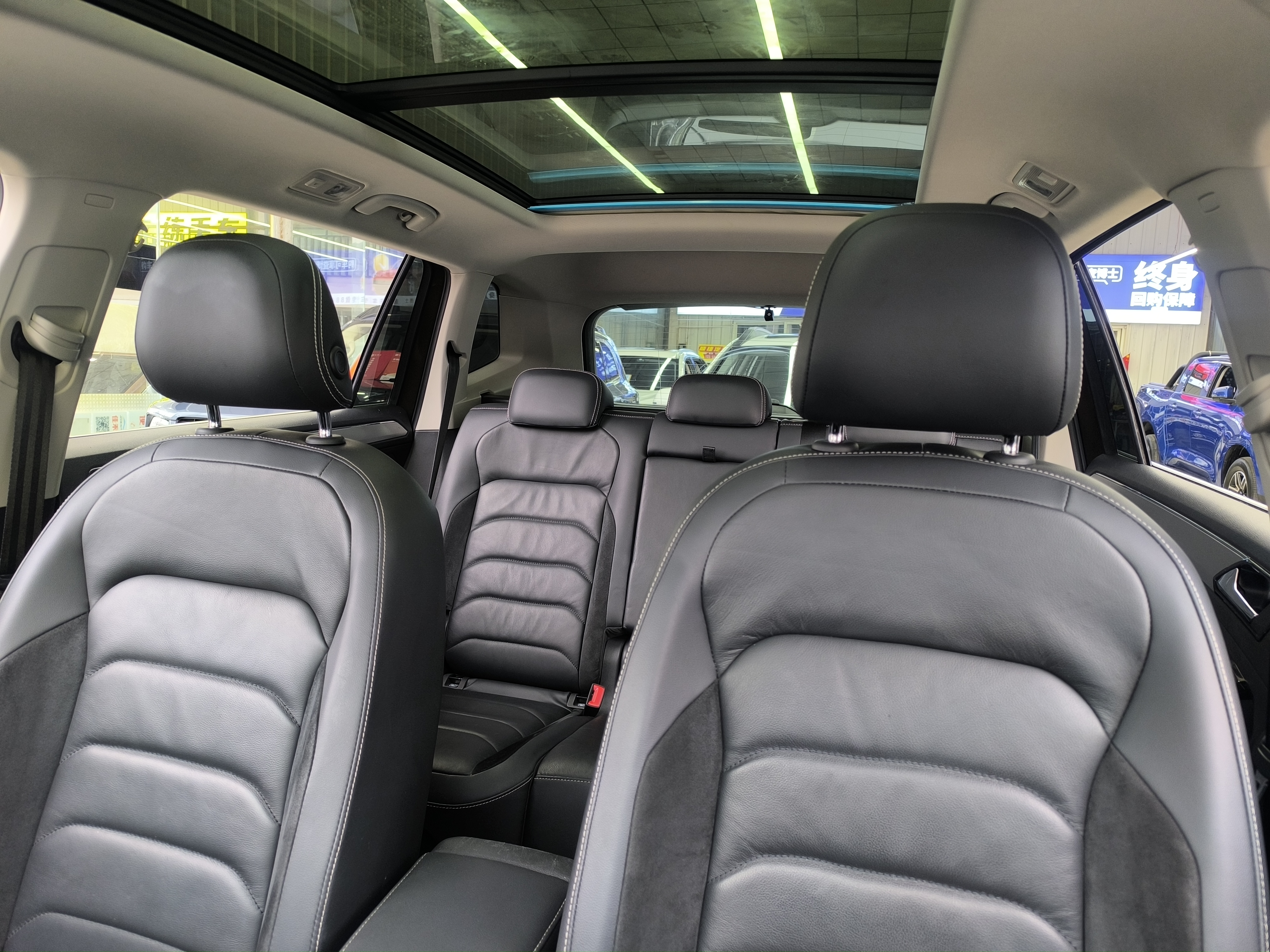 Volkswagen Tiguan L 2018 #16 Volkswagen Tiguan L 2018 car image #16