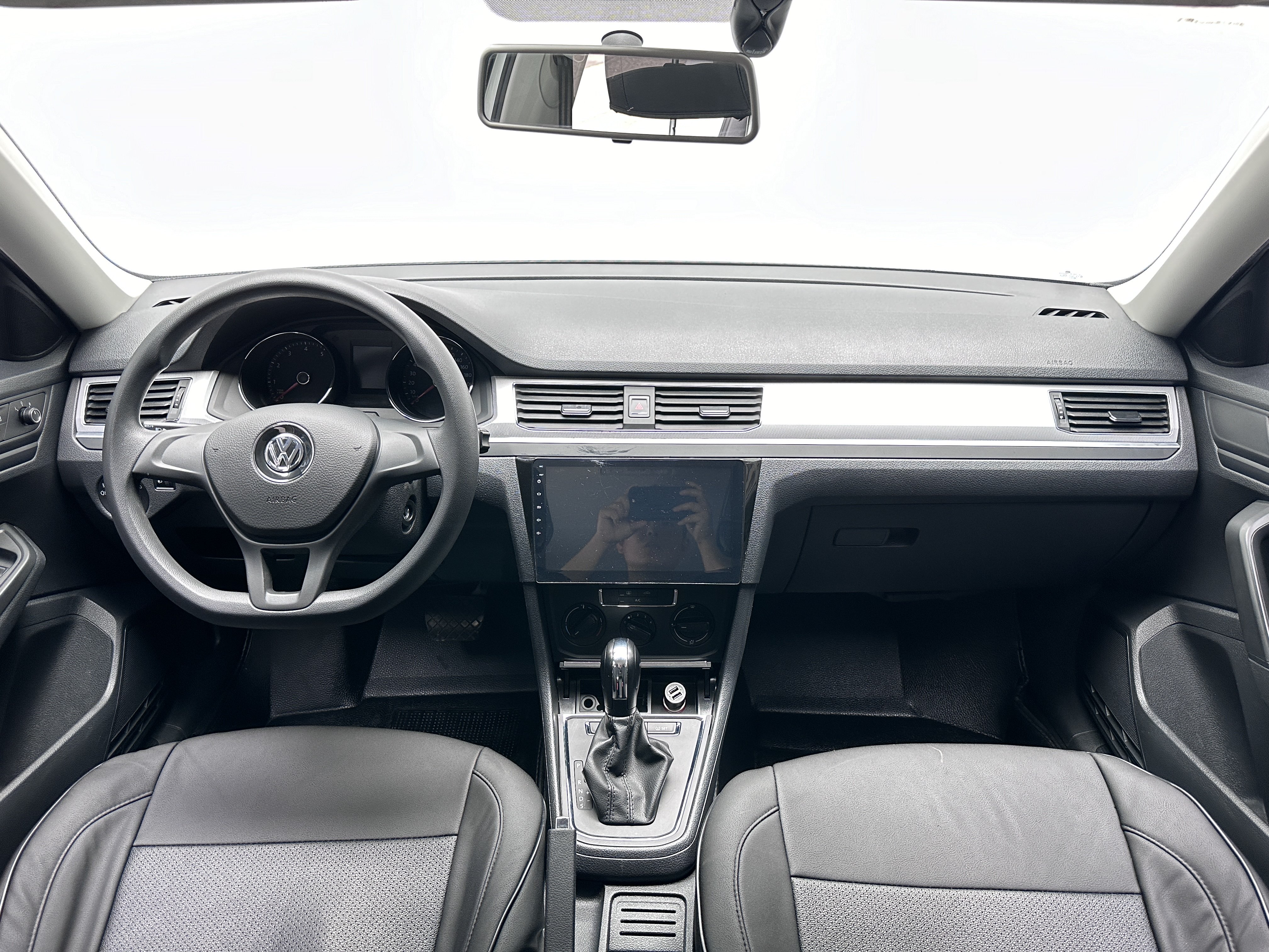 Volkswagen C-Trek 2018 immagine di auto #16