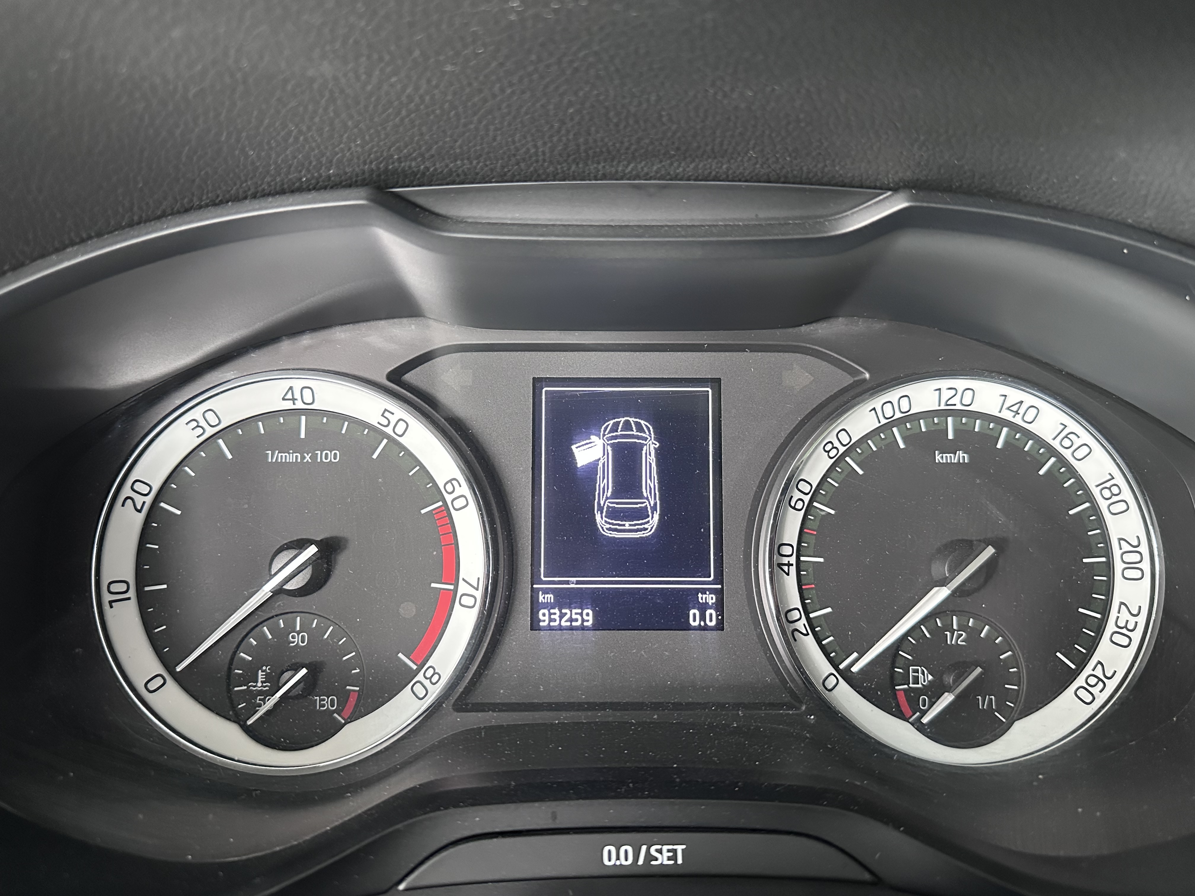 Skoda Kodiaq 2018 immagine di auto #16