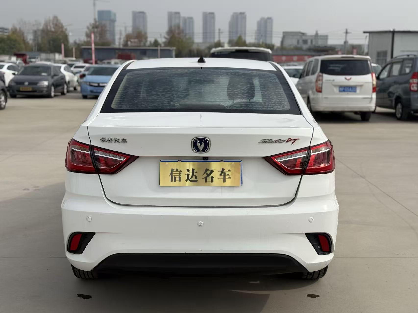 Changan Eado DT 2018 car image #16