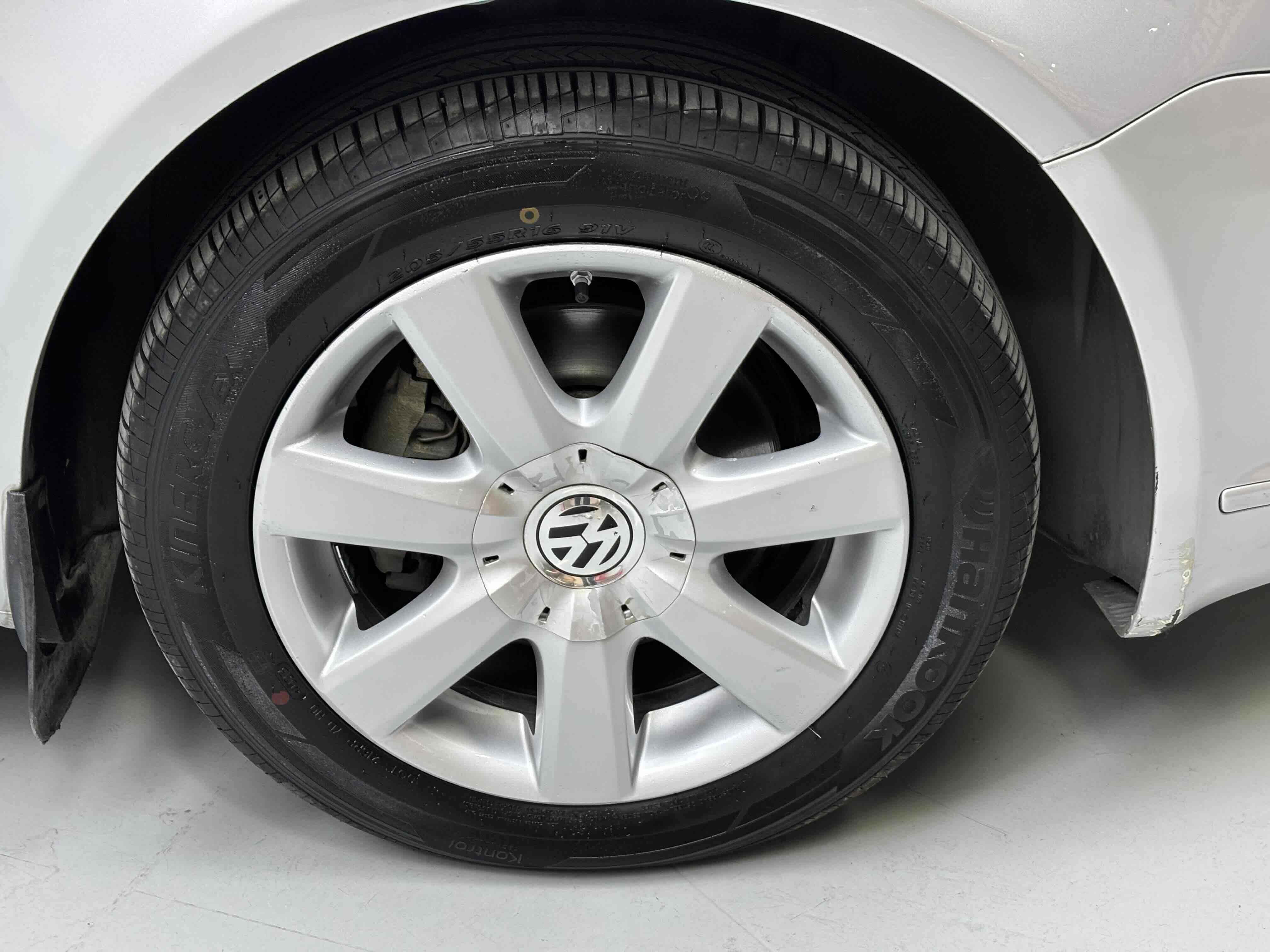 Volkswagen Passat Lingyu 2009 car image #16