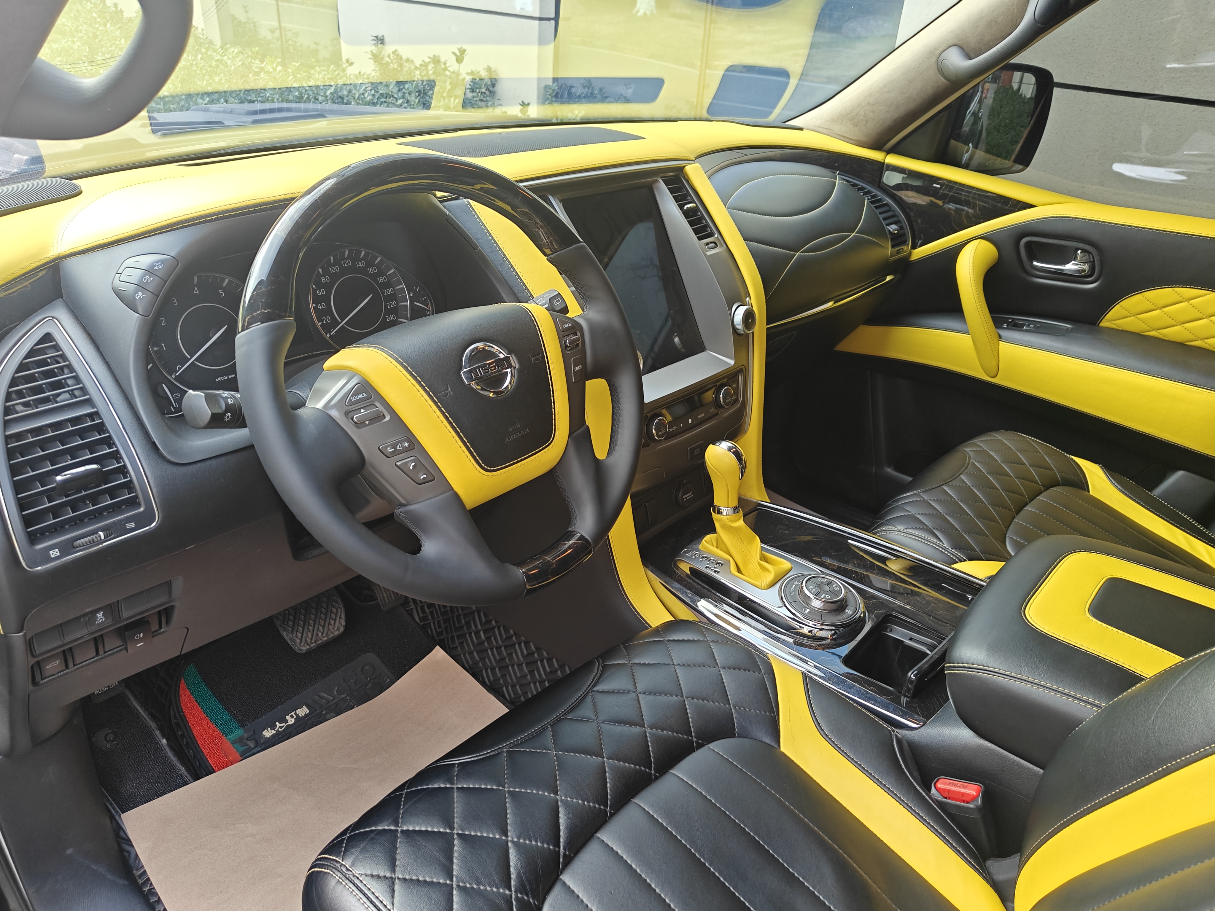 Nissan 2020 car image #16