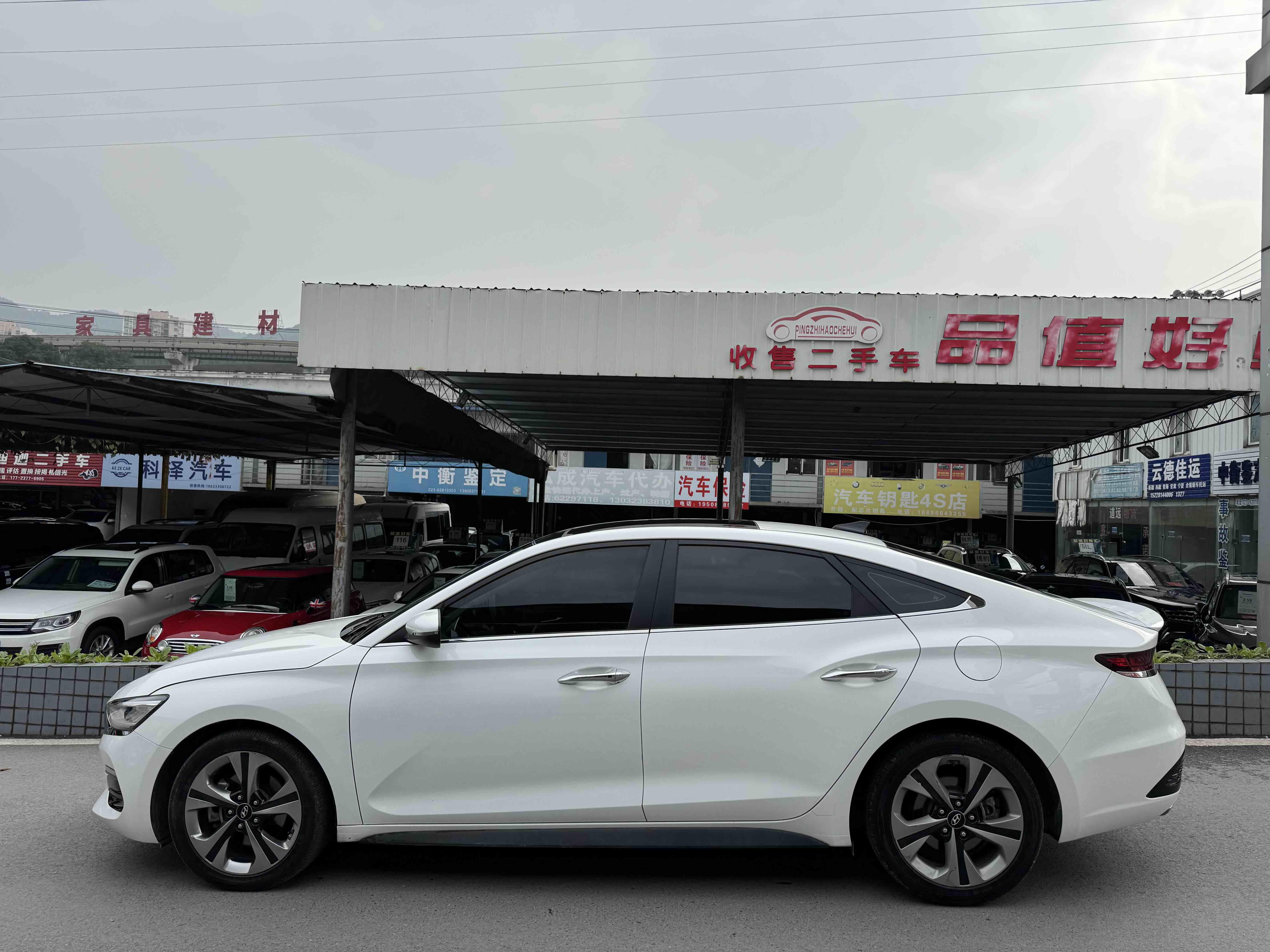 Hyundai Lafesta 2018 car image #16