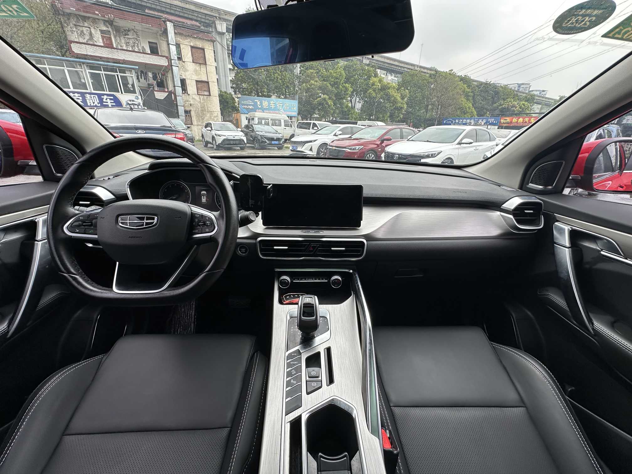 GEELY Coolray 2019 car image #16