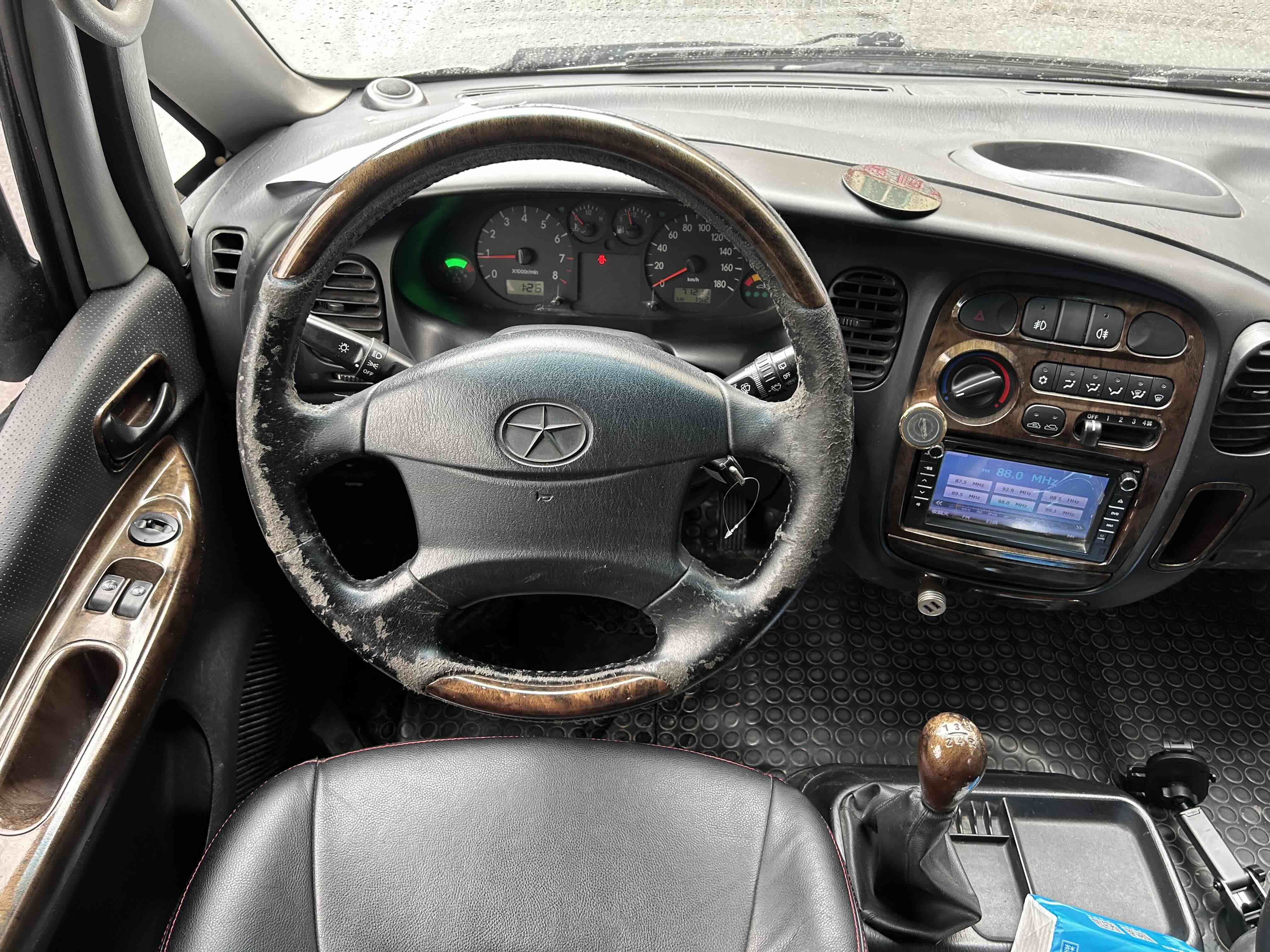 JAC 2015 #16 JAC 2015 car image #16