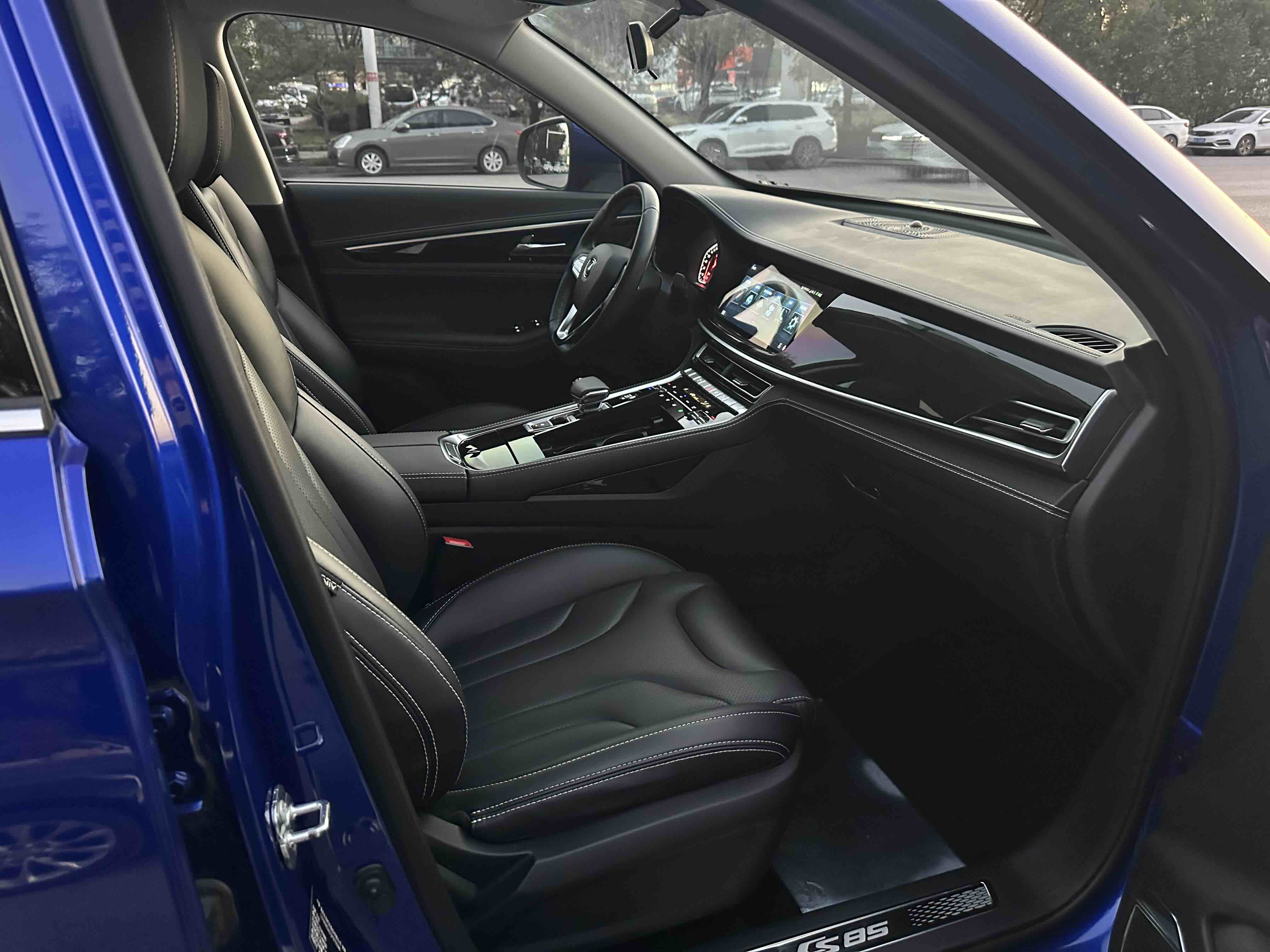 Changan CS85 Coupe 2019 car image #16